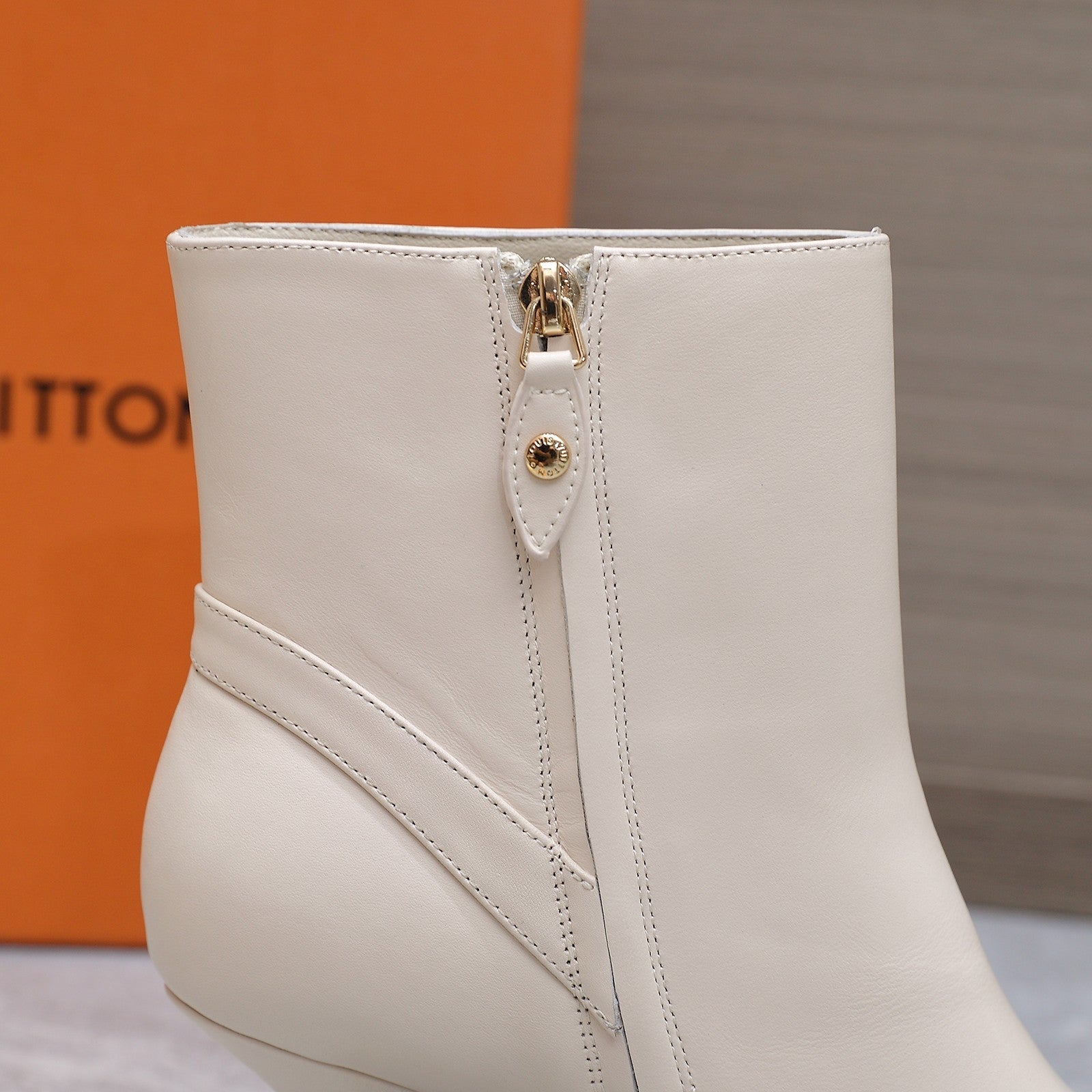 LV Sparkle Ankle Boots 70mm White Cowhide