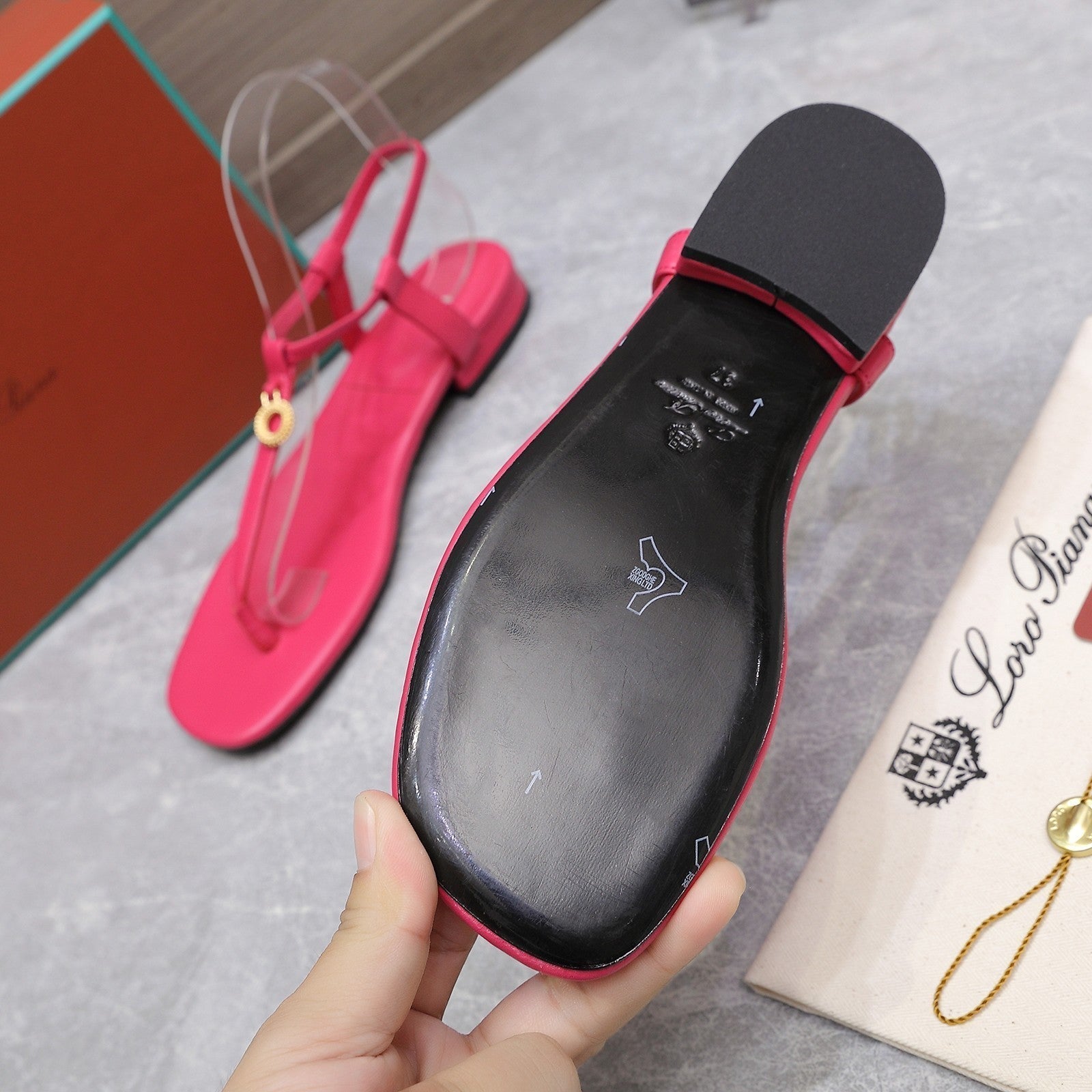 LP Mindil Infra Sandal Dark Pink Sheepskin 310350