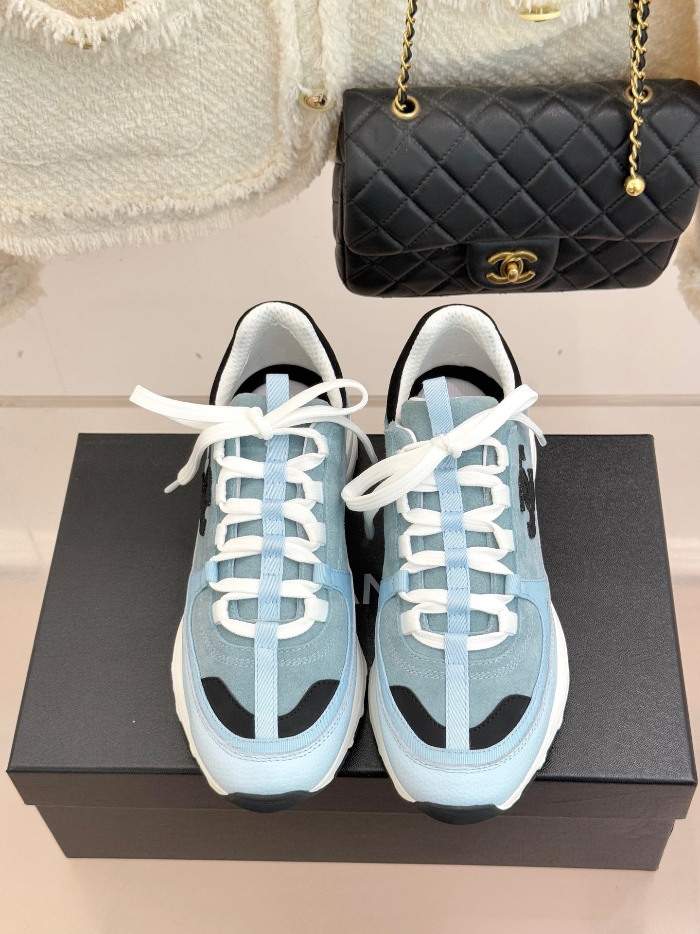 CC 26 Sneaker Blue mix Black White Suede Calfskin 610011