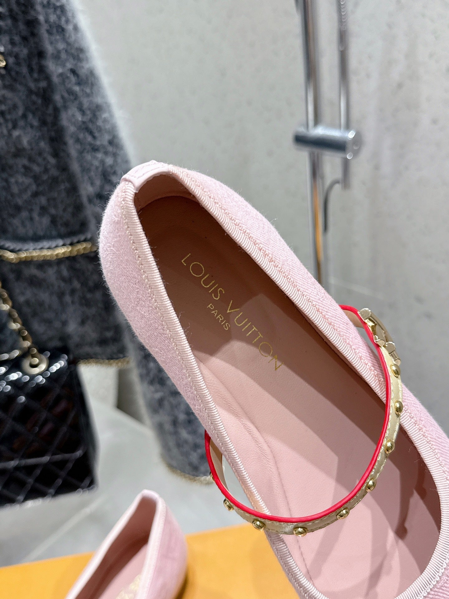 LV 26s Ballet Flats Light Pink Denim 610837