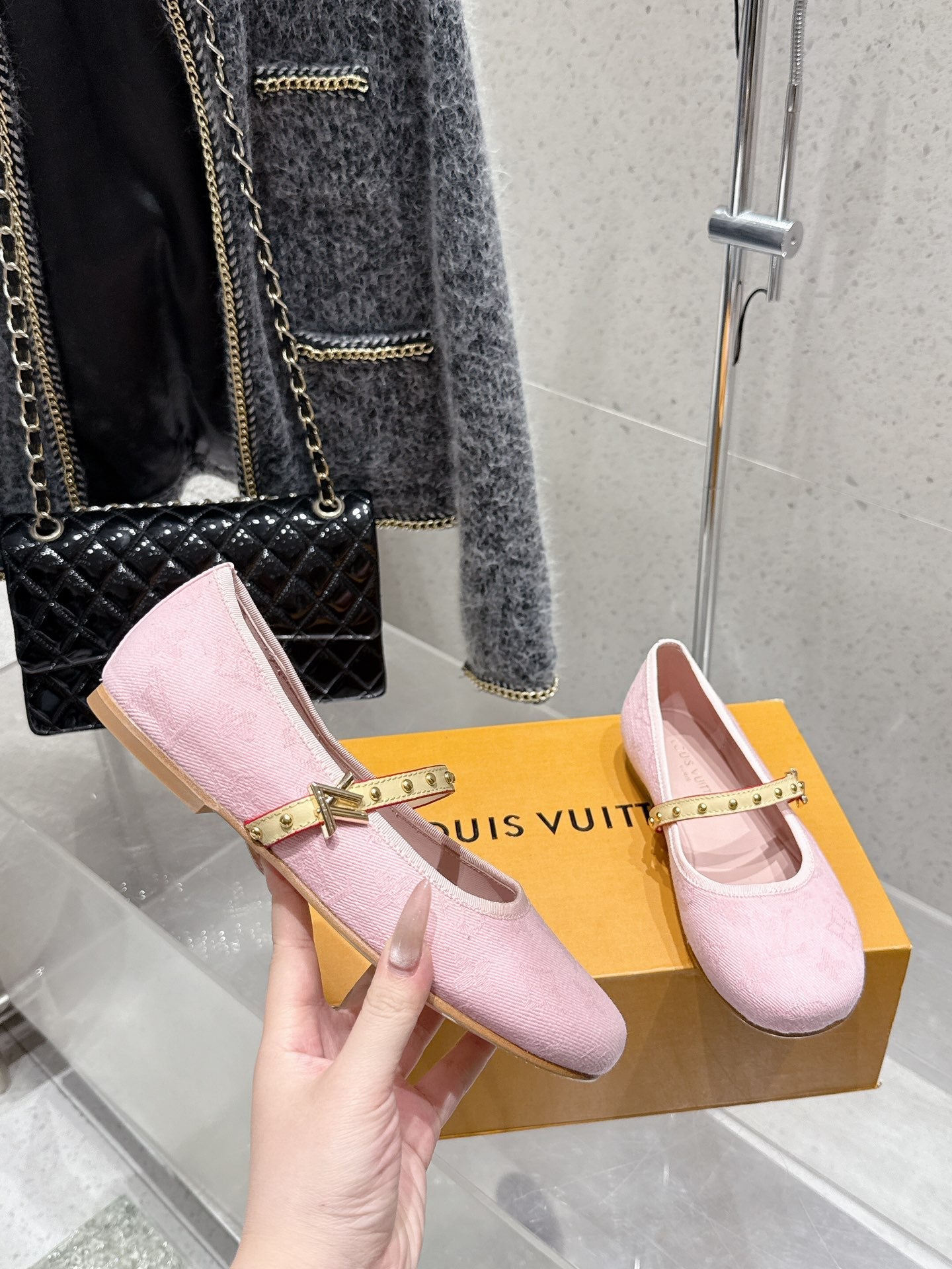 LV 26s Ballet Flats Light Pink Denim 610837