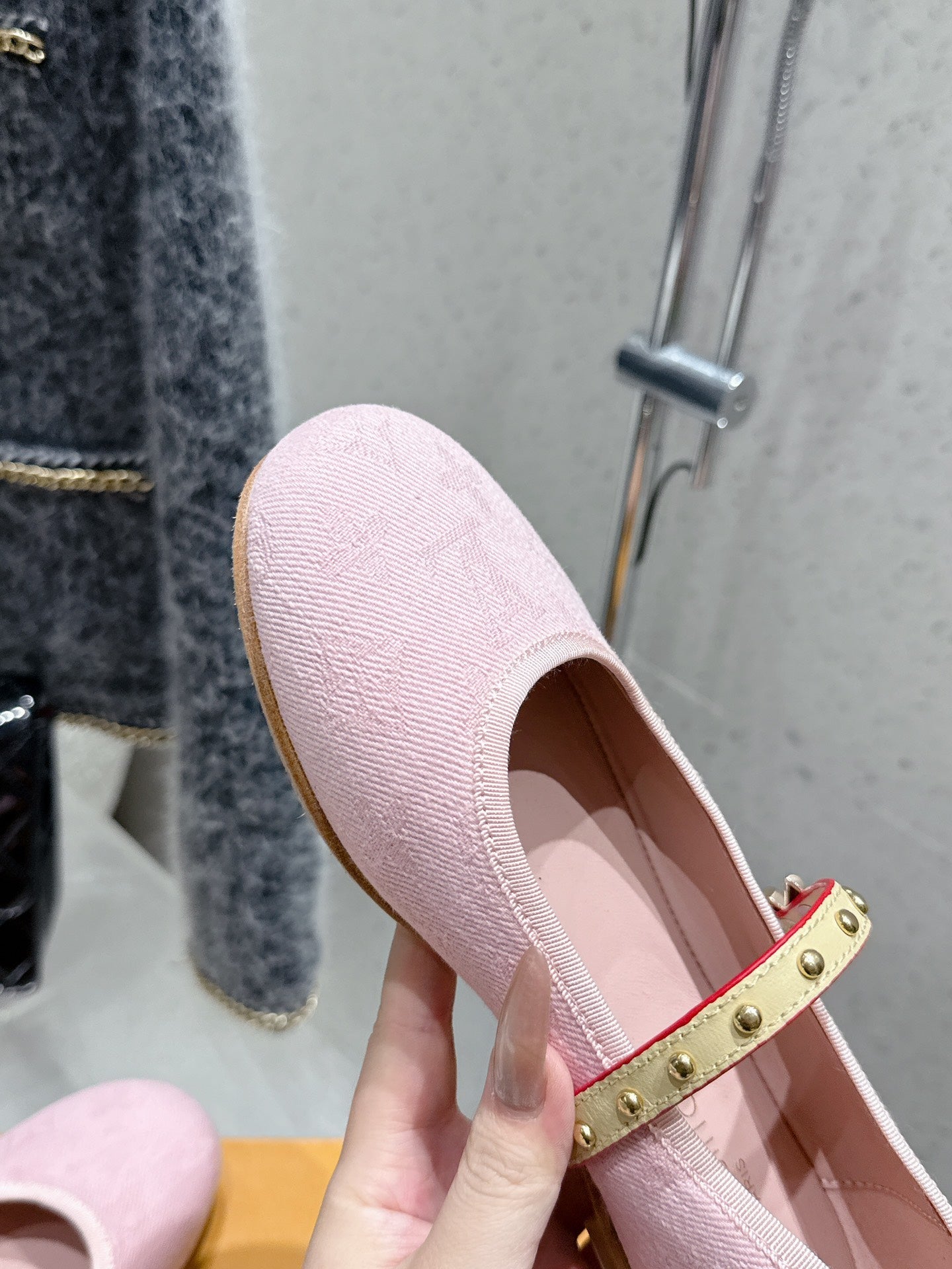 LV 26s Ballet Flats Light Pink Denim 610837