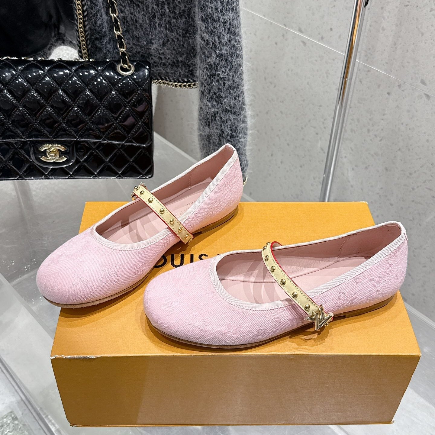 LV 26s Ballet Flats Light Pink Denim 610837