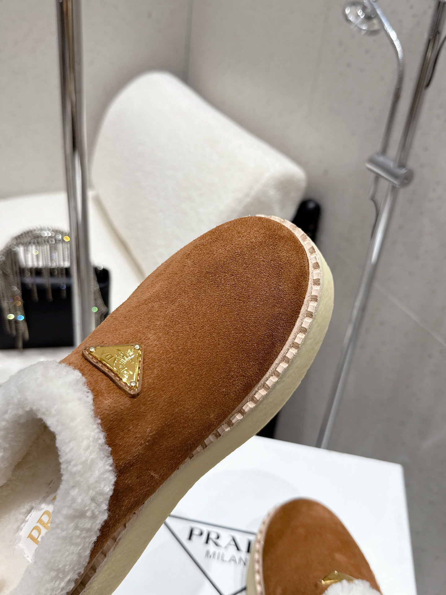 Pra 2025 Fur Mule Brown White Suede Wool 554327