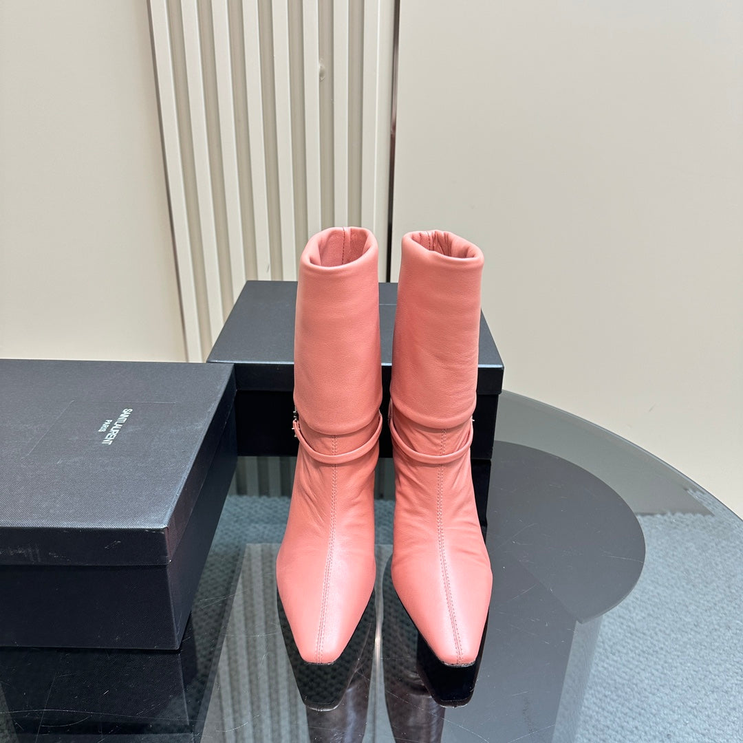 NIKI BOOTIES IN CORAL SHEEPSKIN