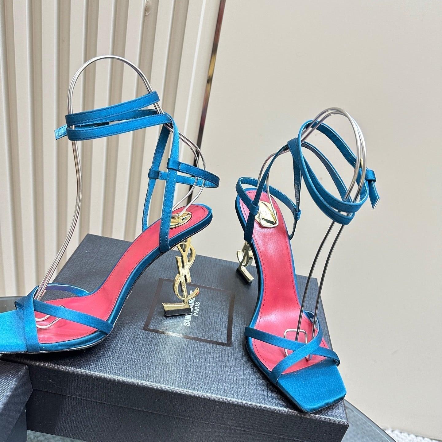 OPYUM HIGH SANDALS IN DUCK BLUEE SILK