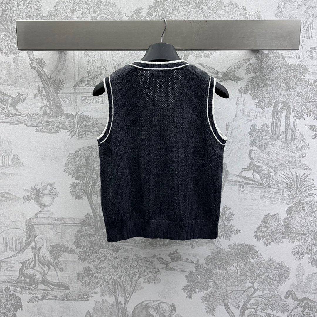 Miu 25 V- Gile Black Wool 232006