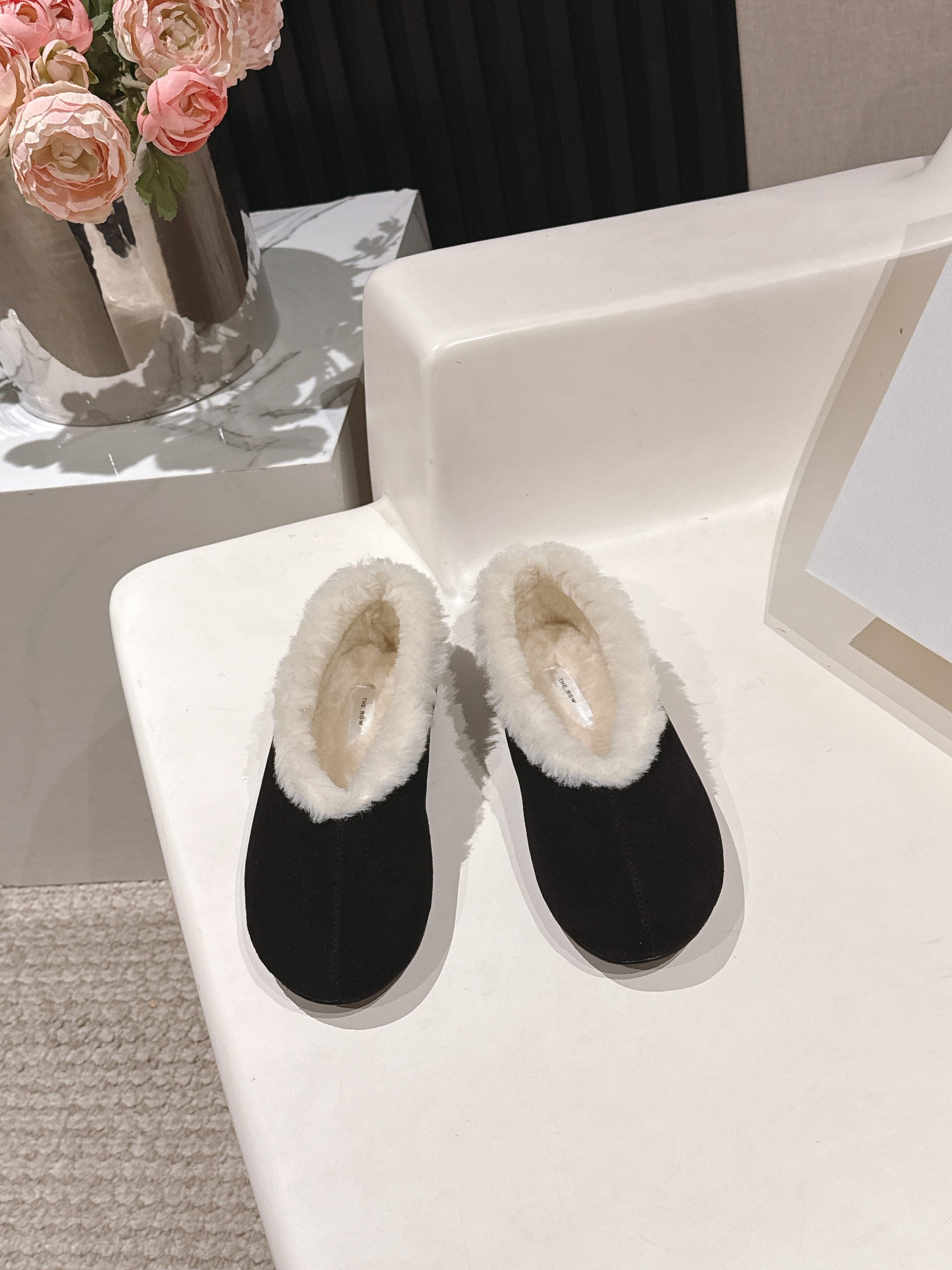 The Row 2025 Fur-lined Flat Shoe Black mix White Suede Wool 560505