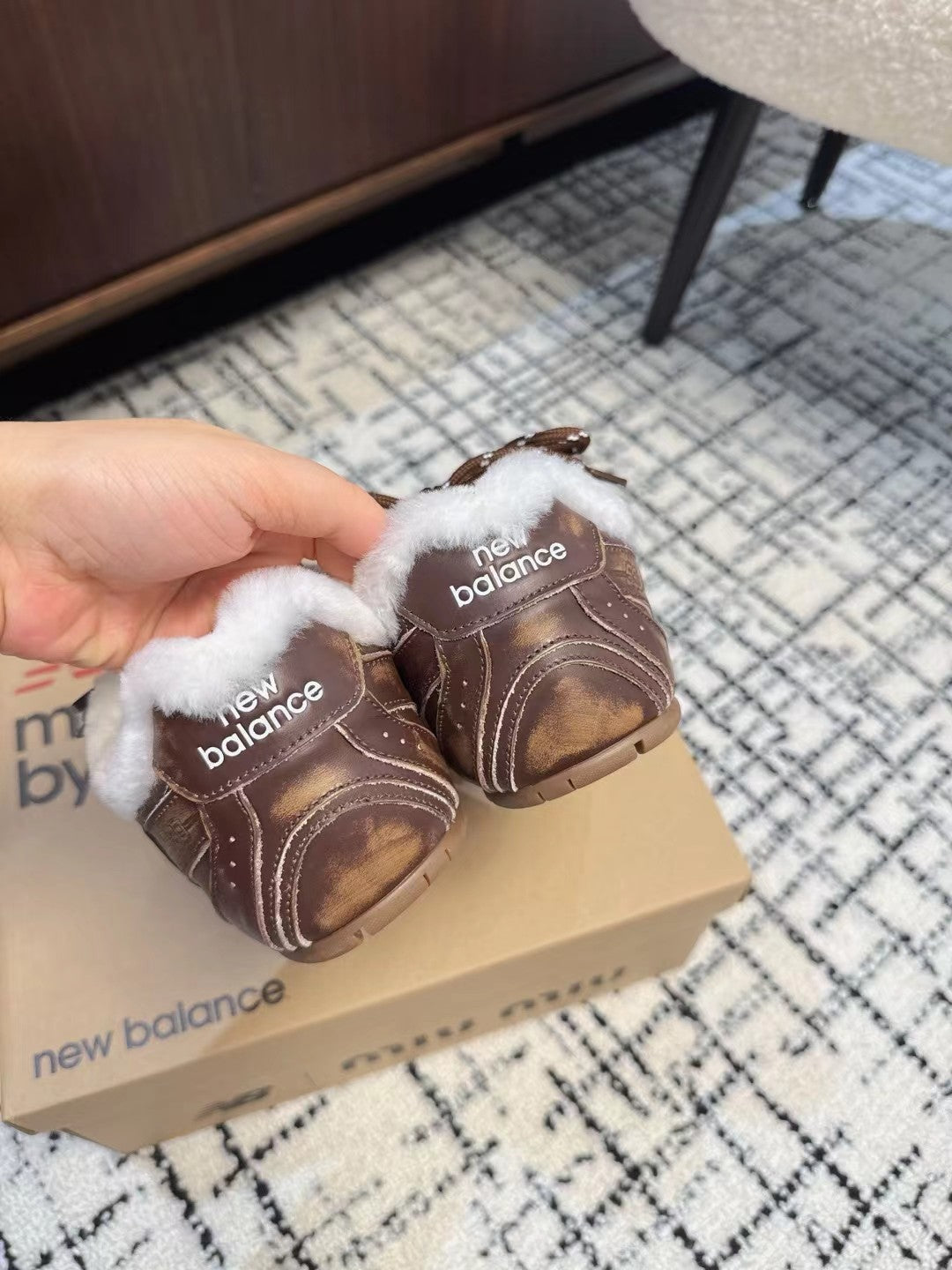 Miu Balance 530 SL Sneakers fleece lining Wood Brown Suede