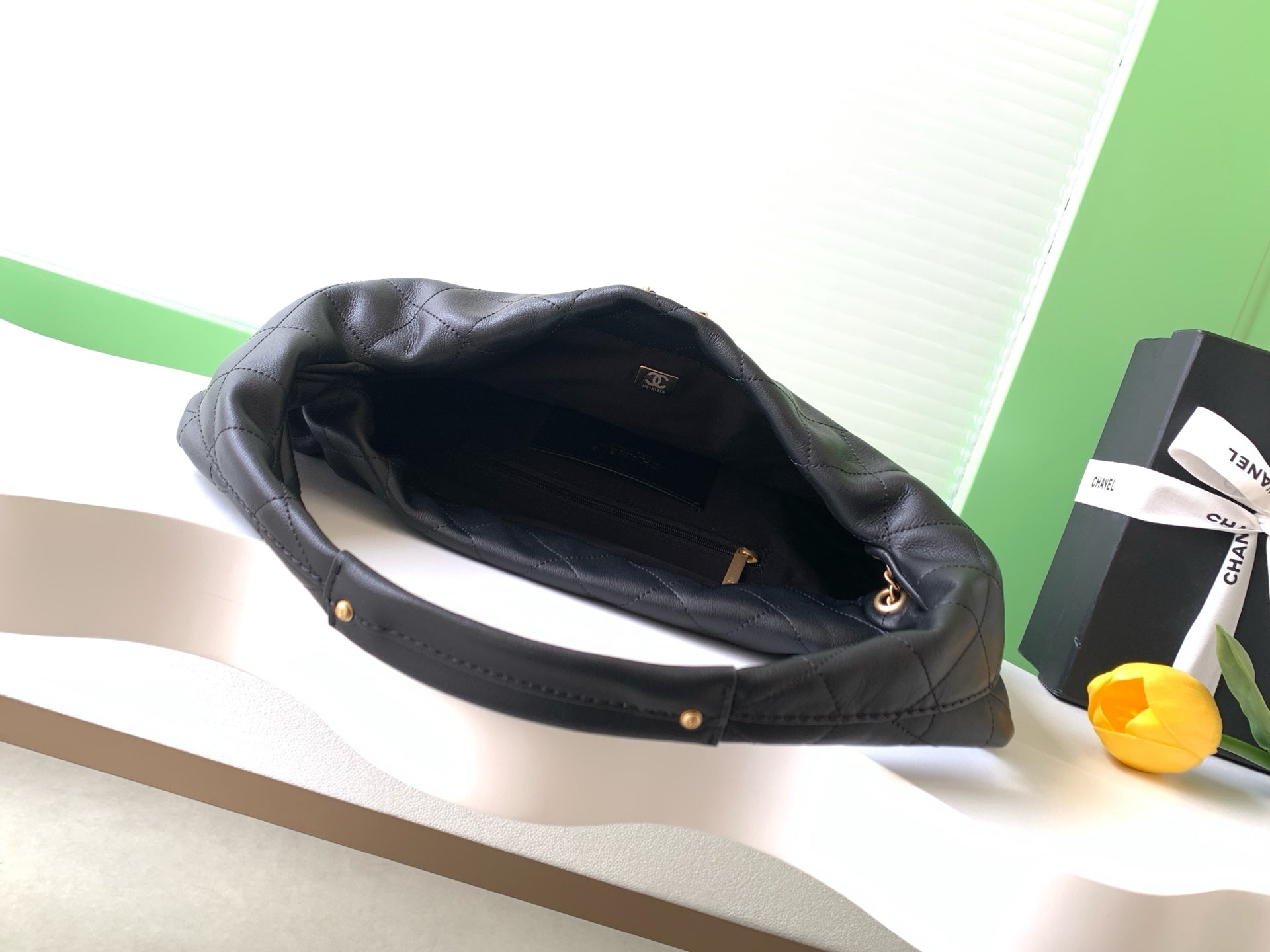 CC 2025 Hobo Bag 45cm Black Calfskin 311196