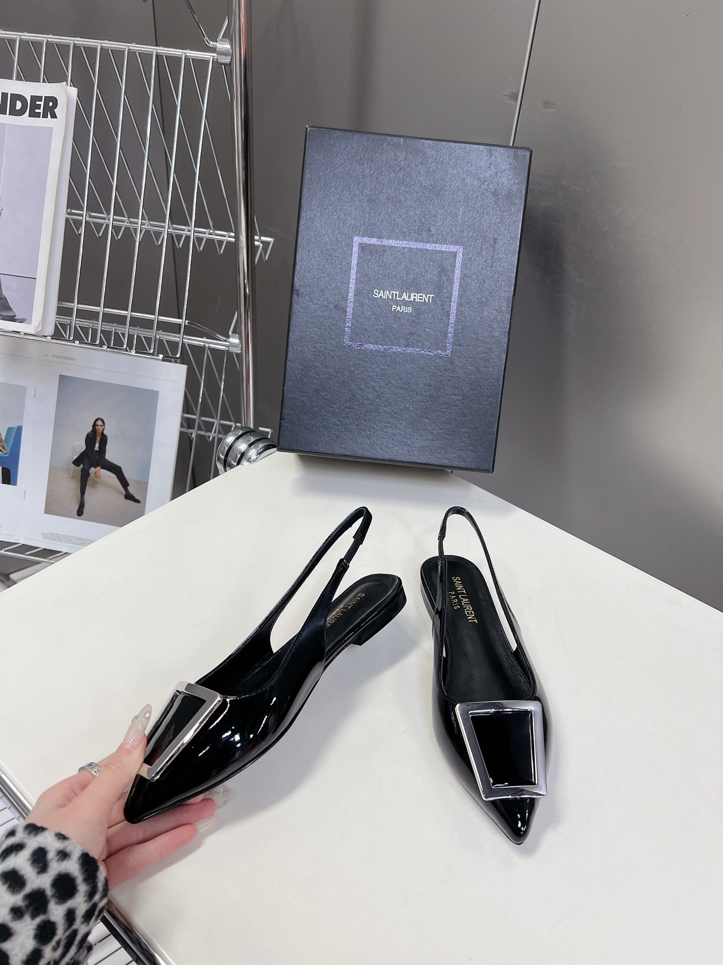 SL SQUARE BUCKLE SLINGBACK BLACK POLISHED CALFSKIN