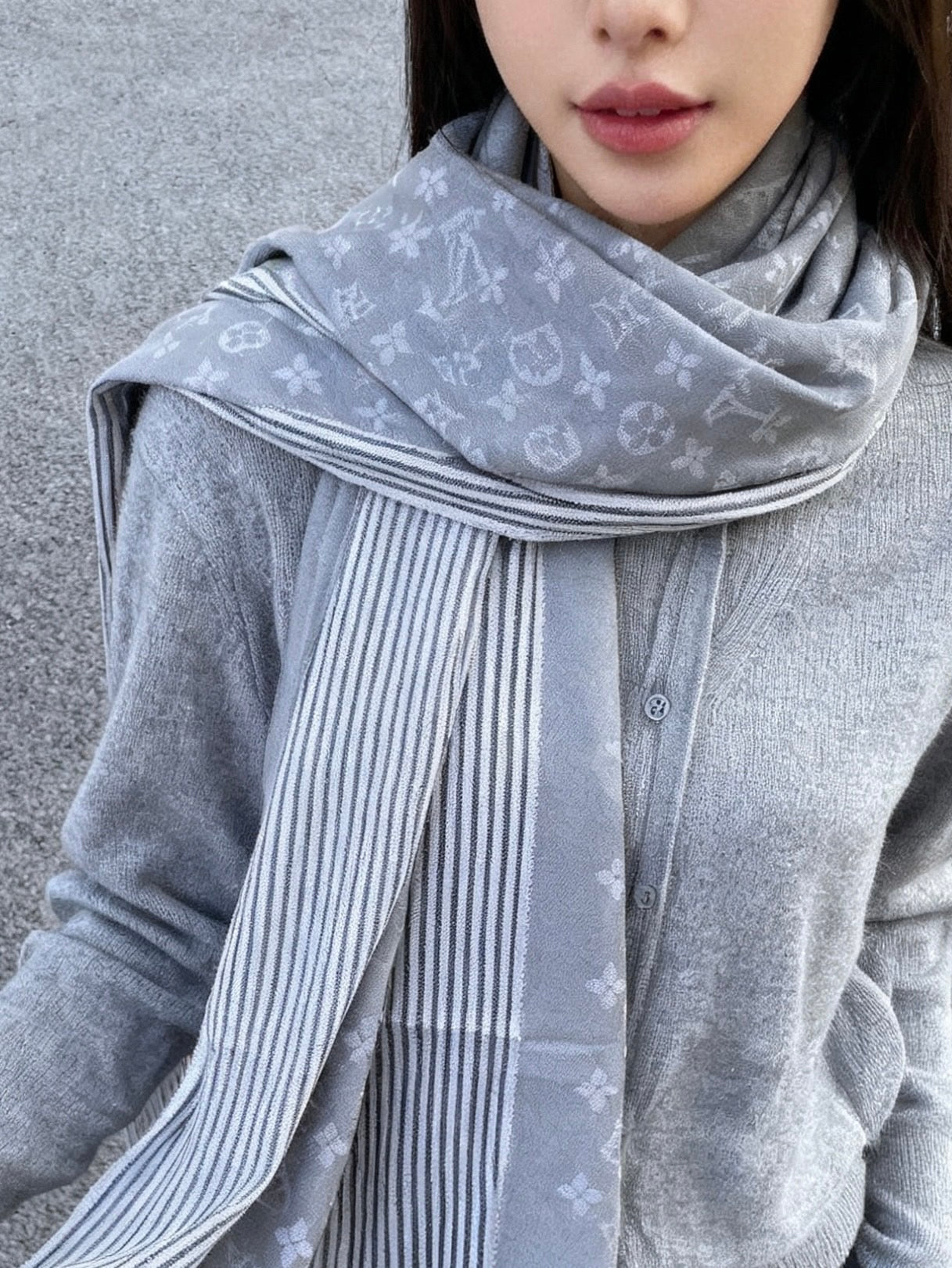 LV Scarf 200cm Gray Cashmere 968451