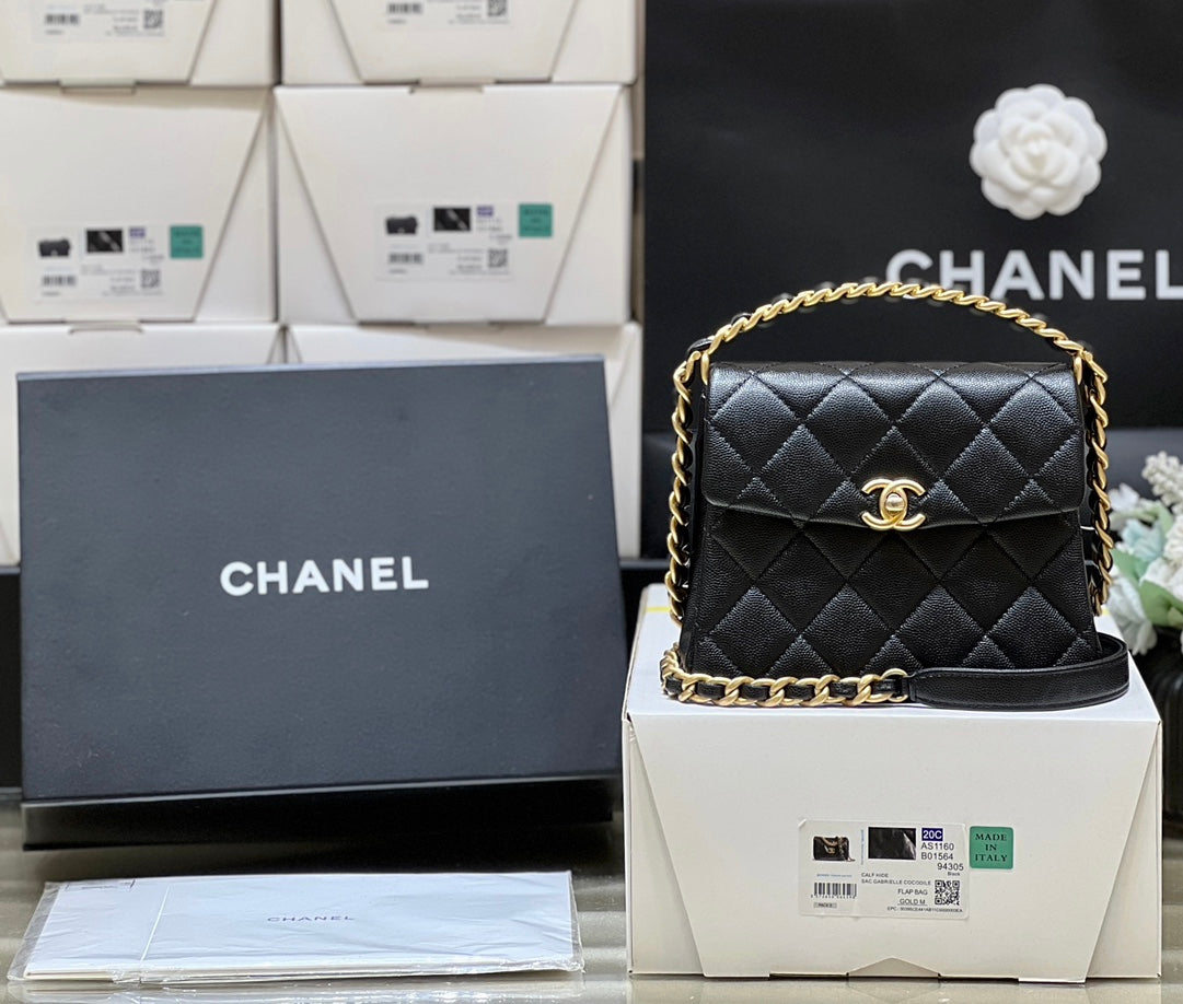 24s 31 ruecambon 15cm black caviar leather