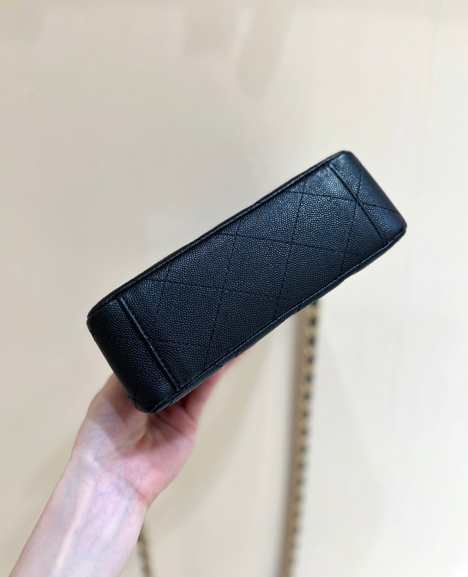 24s 31 ruecambon 15cm black caviar leather