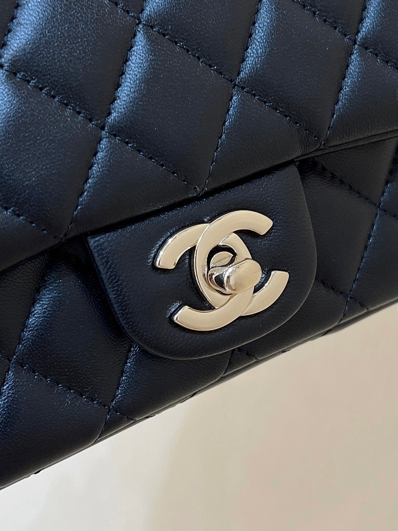 CC 24K Mini Flap Bag 18cm Black Lambskin Light Gold Hardware