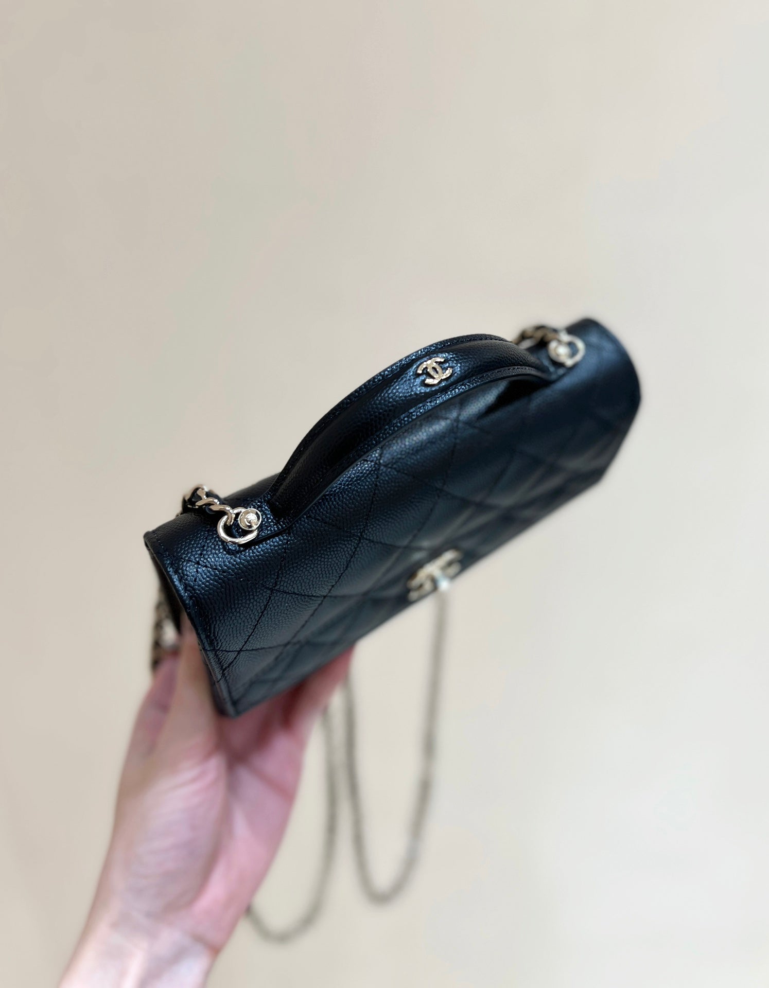 25C Mini Woc 18cm Black Grained Calfskin Gold Hardware