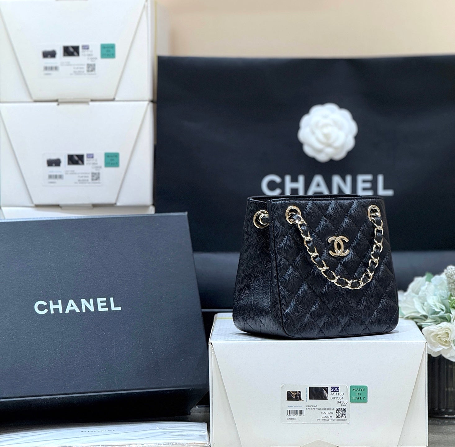 CC 2025 Mini Tote Bag Black Calfskin 346305