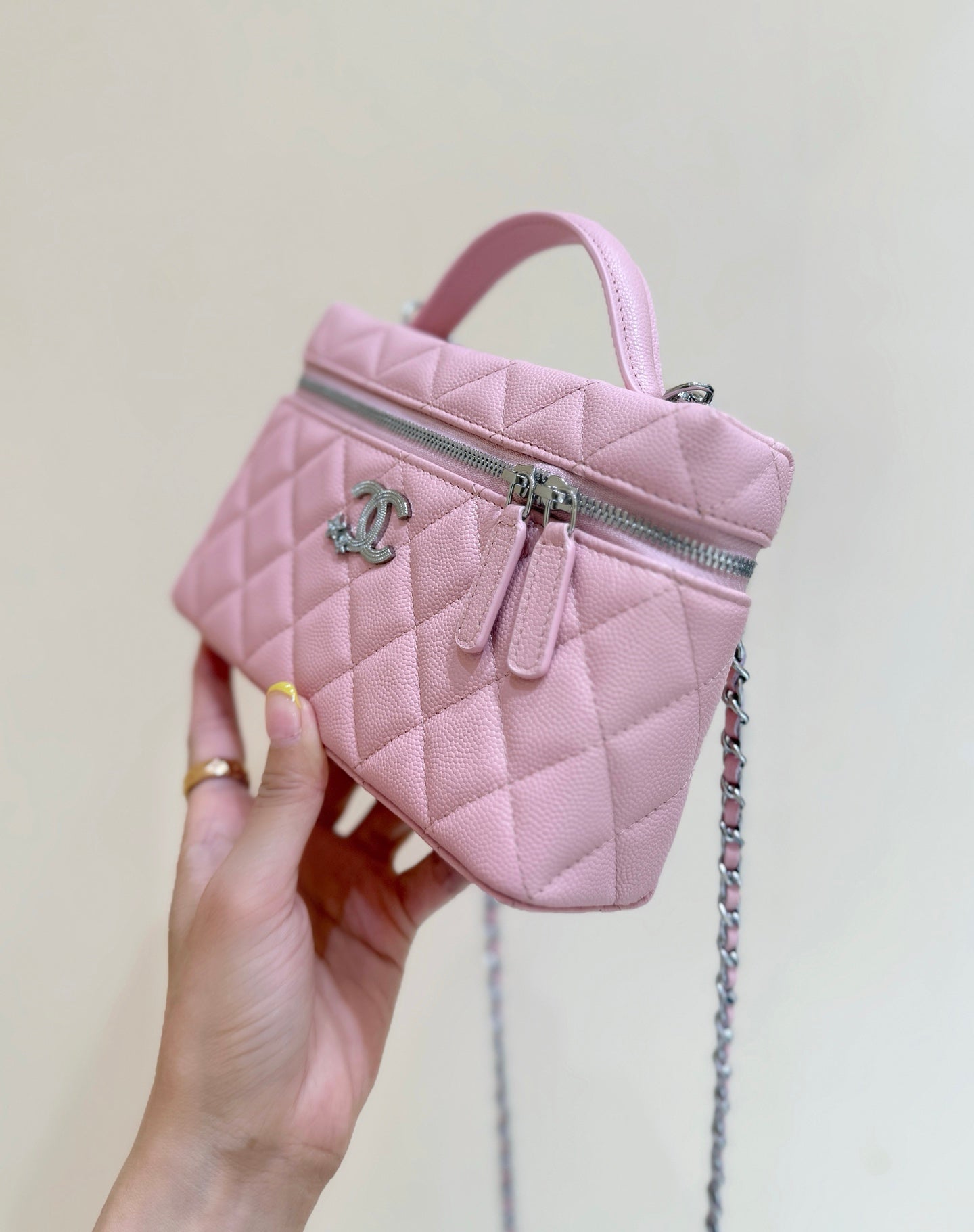 Chanel 2025 Vanity Bag 19cm Pink Calfskin 343079