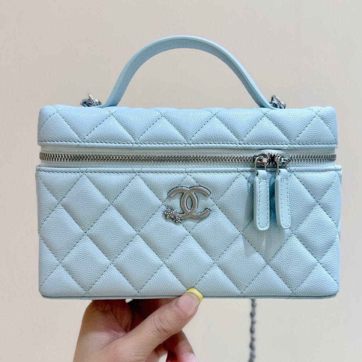 Chanel 2025 Vanity Bag 19cm Blue Calfskin 343088