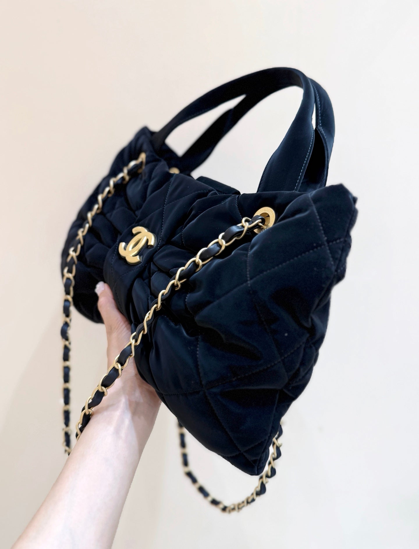 Chanel 2025 Bow Bag 38cm Black Velvet 346058