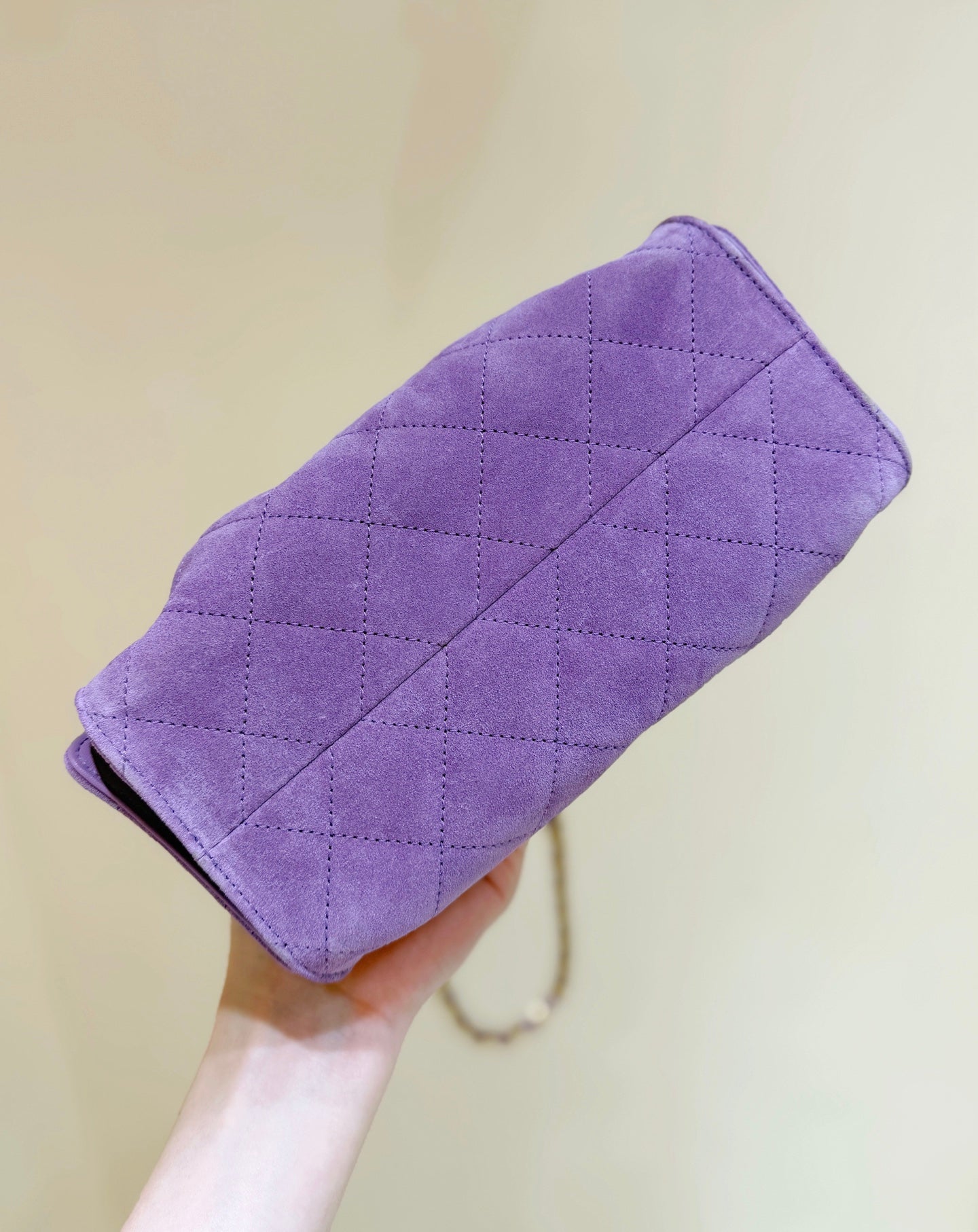 CC 2025 Hobo Bag 22cm Purple Suede 346375