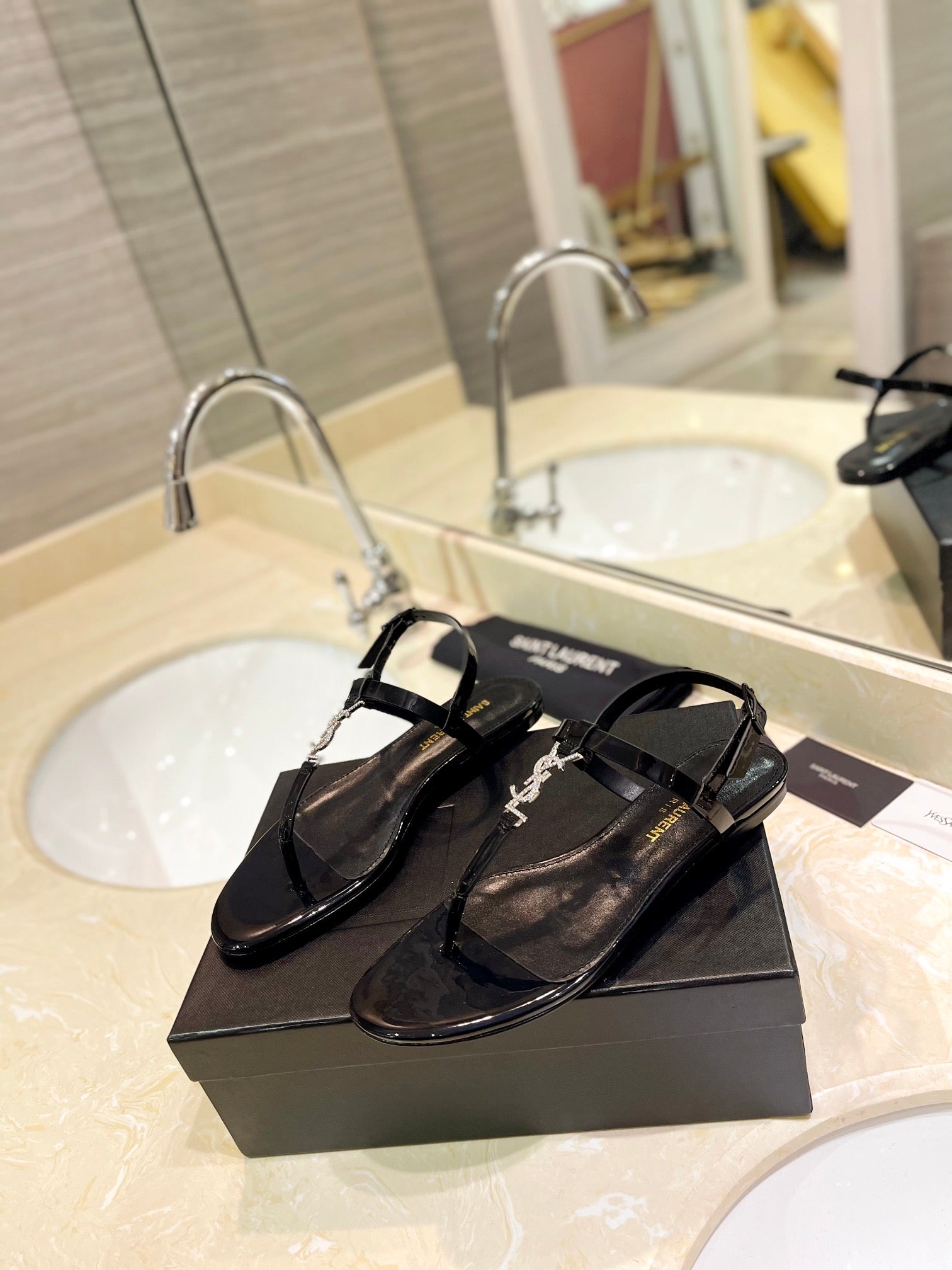 SL CASSANDRA SANDALS BLACK POLISHED CALFSKIN