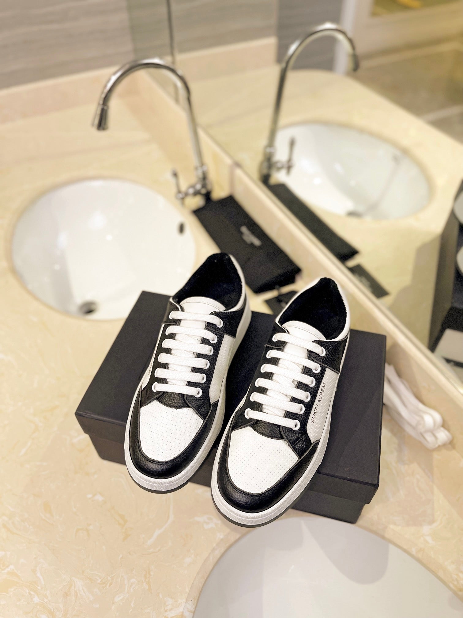 SL SL/61 SNEAKERS WHITE-BLACK CALFSKIN