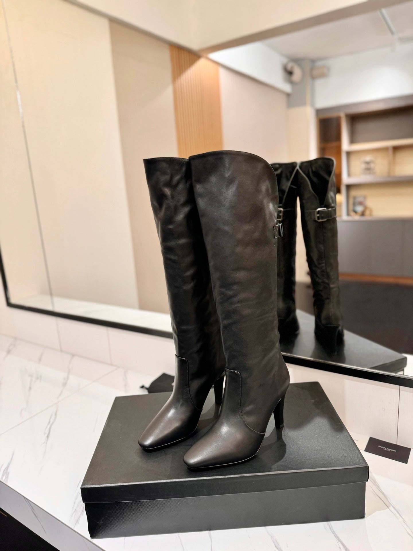 CLASSIC HIGH KNEE BOOTS IN BLACK CALFSKIN