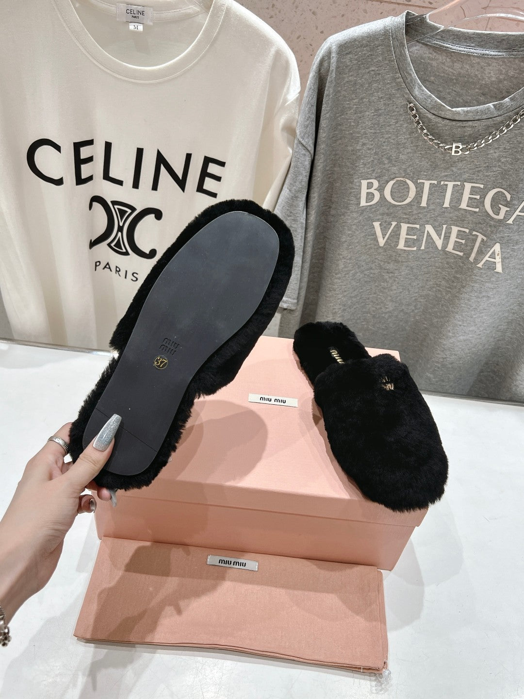 Miu Slippers Black Soft Imported Wool And Fur