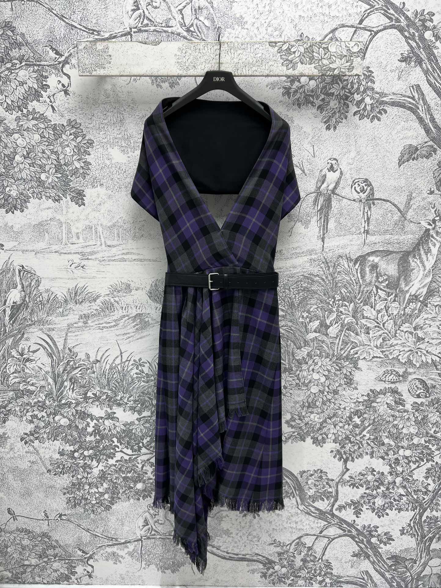 CD 25 Halter-neck Backless Dress Purple Black Wool Fabric