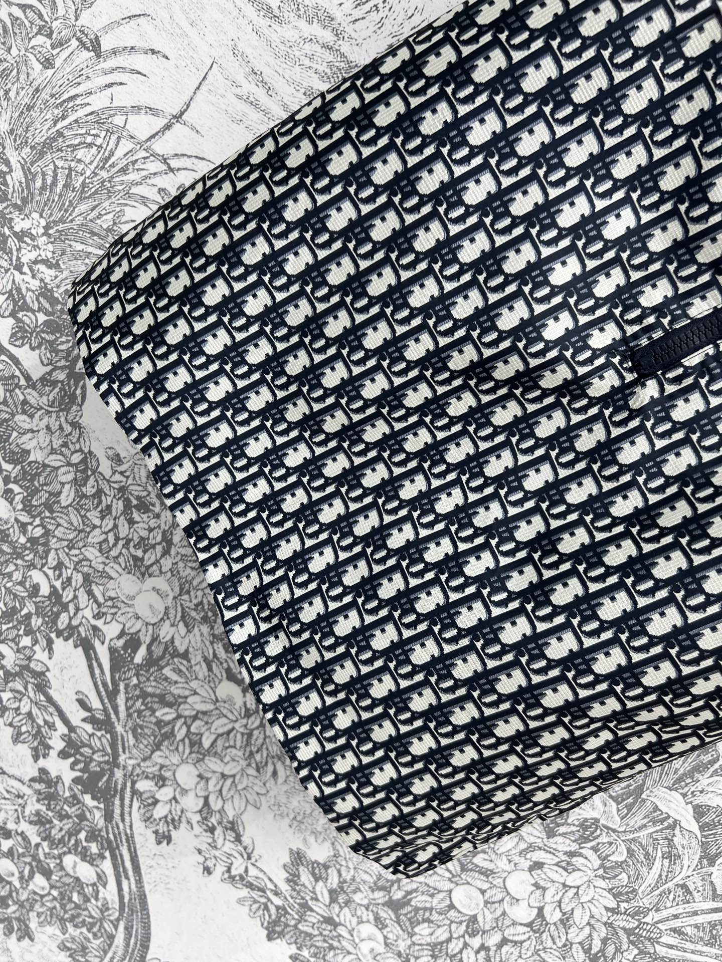 CD 25 Short Sleeve Dress Black Beige Polyester