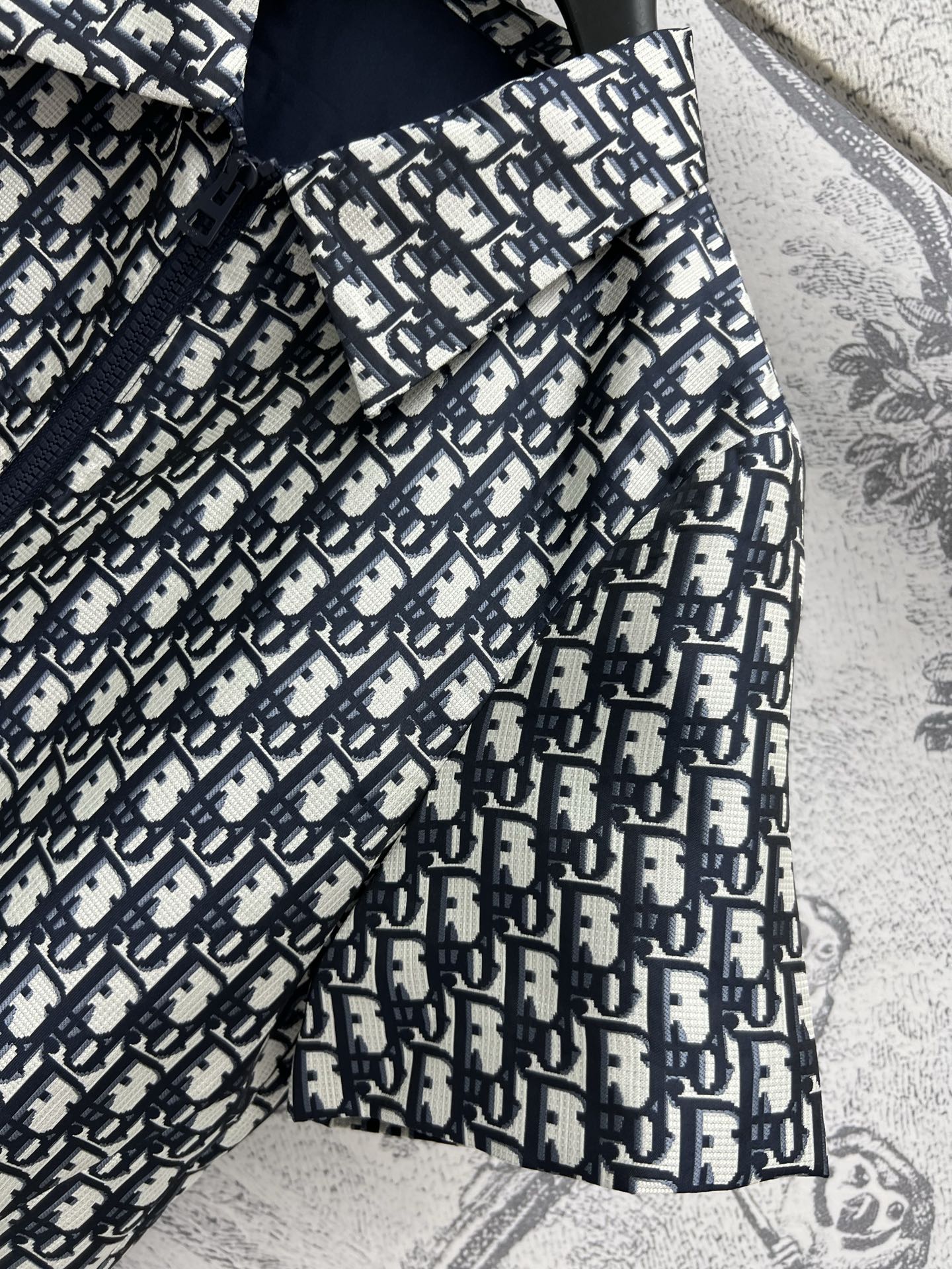 CD 25 Short Sleeve Dress Black Beige Polyester