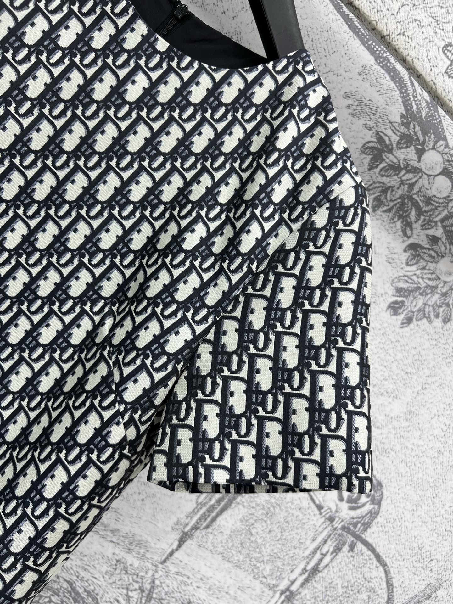 CD 25 Short-sleeved Dress Black White Cotton