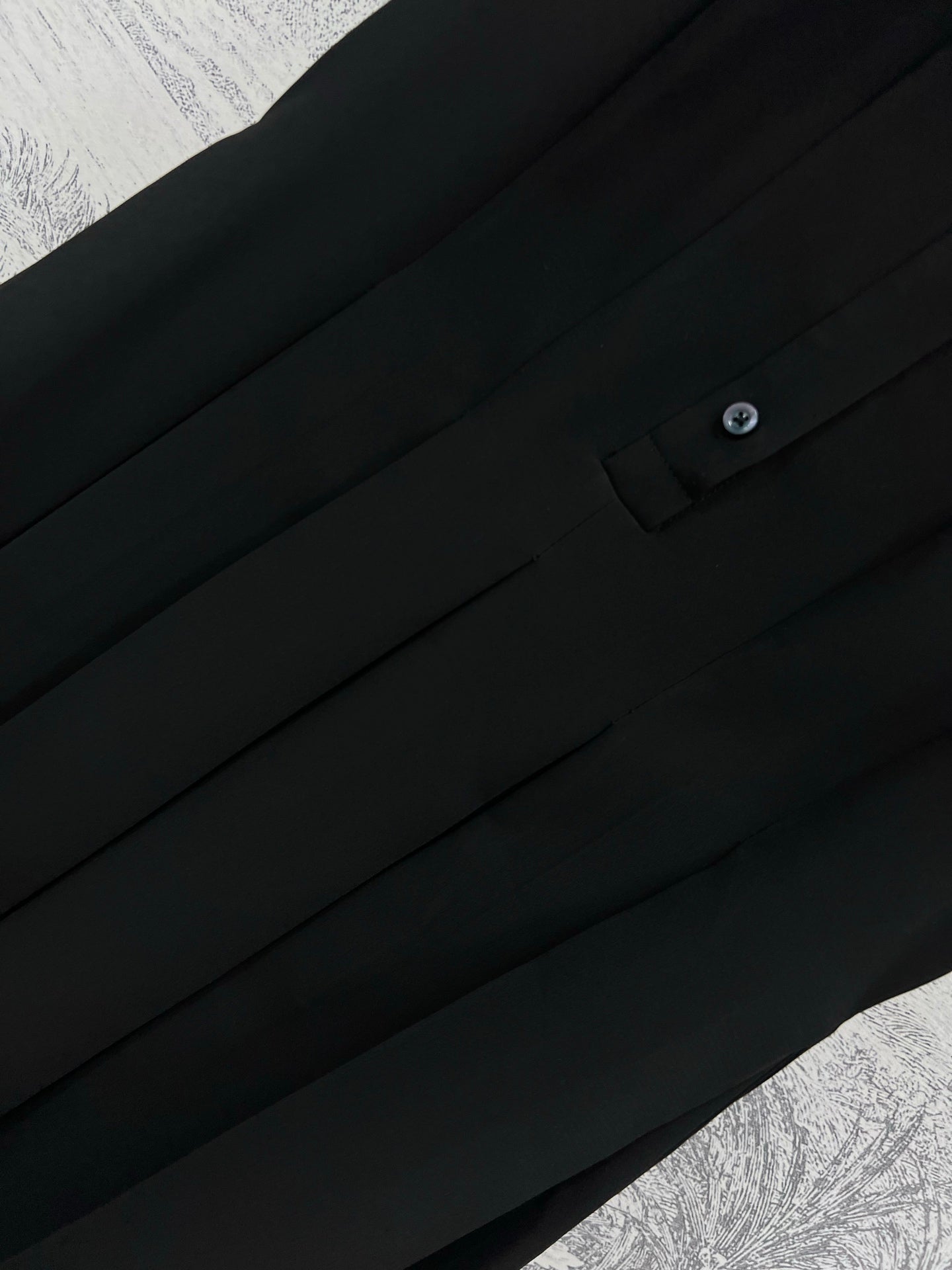 Loewe 25 Sleeveless Pleated Shirt Black Polyester Fiber