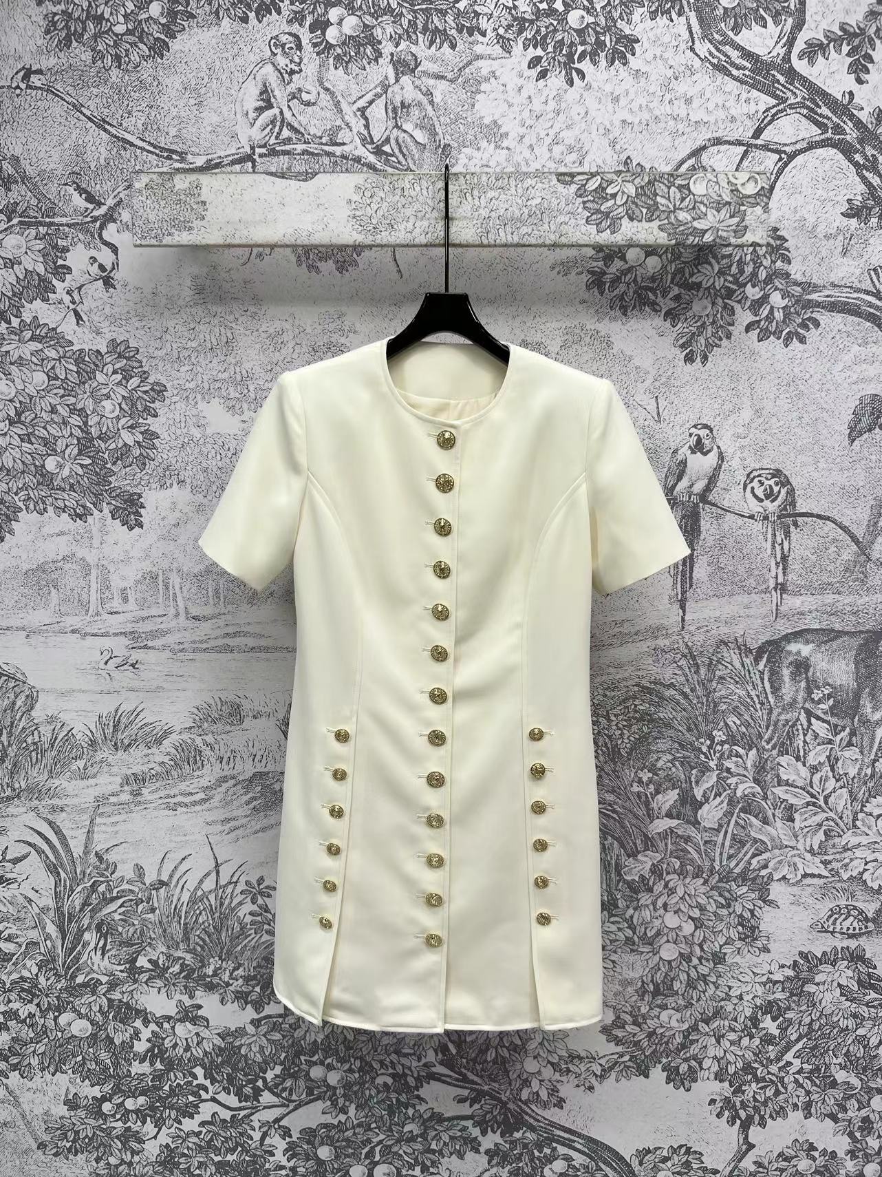 LV 25 Round-Neck Logo Metal Buttoned Dress White Poliester