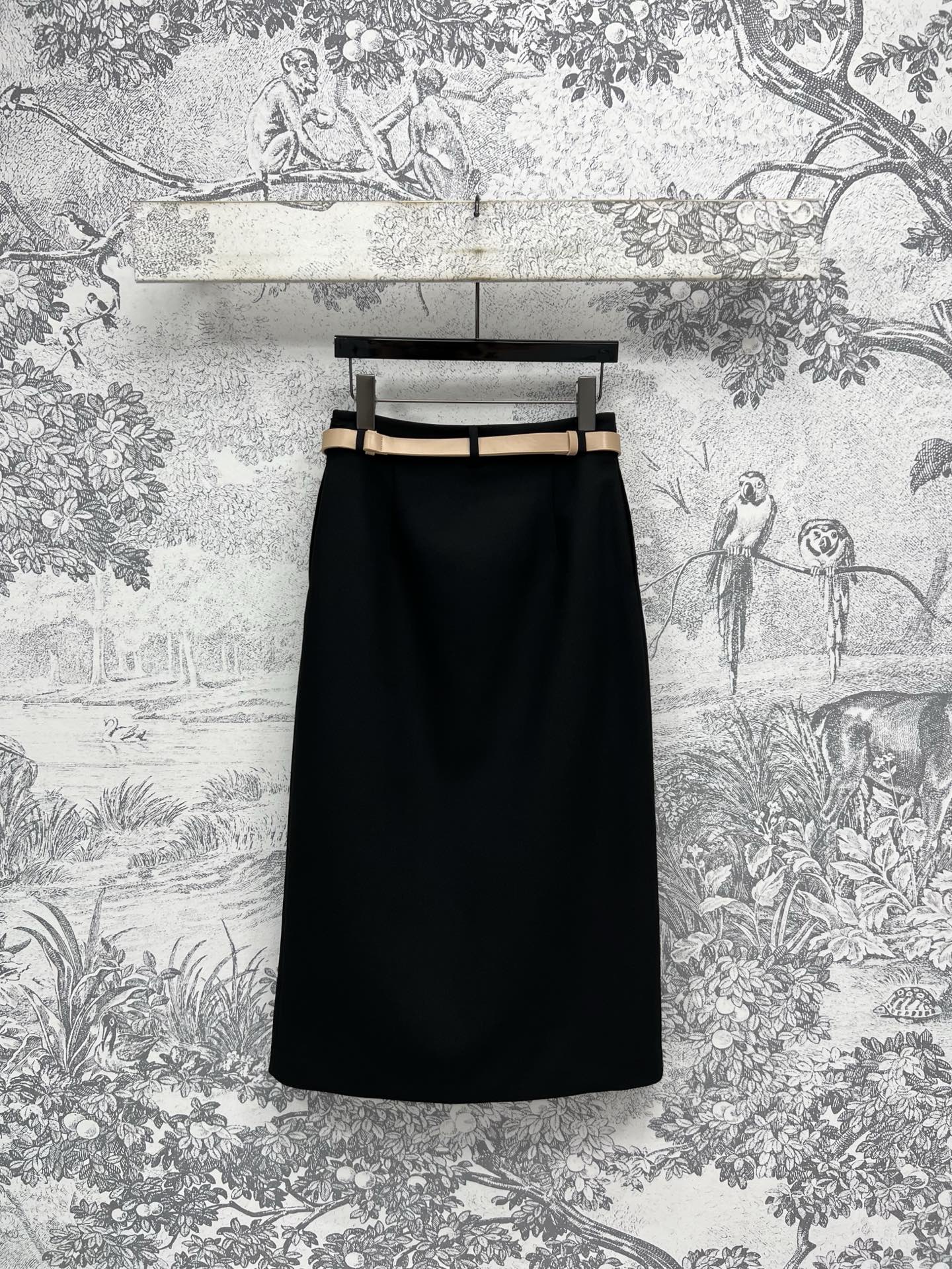 CD 25 A-line Pleated Long Skirt With Belt And Zipper Black Polyester Cotton