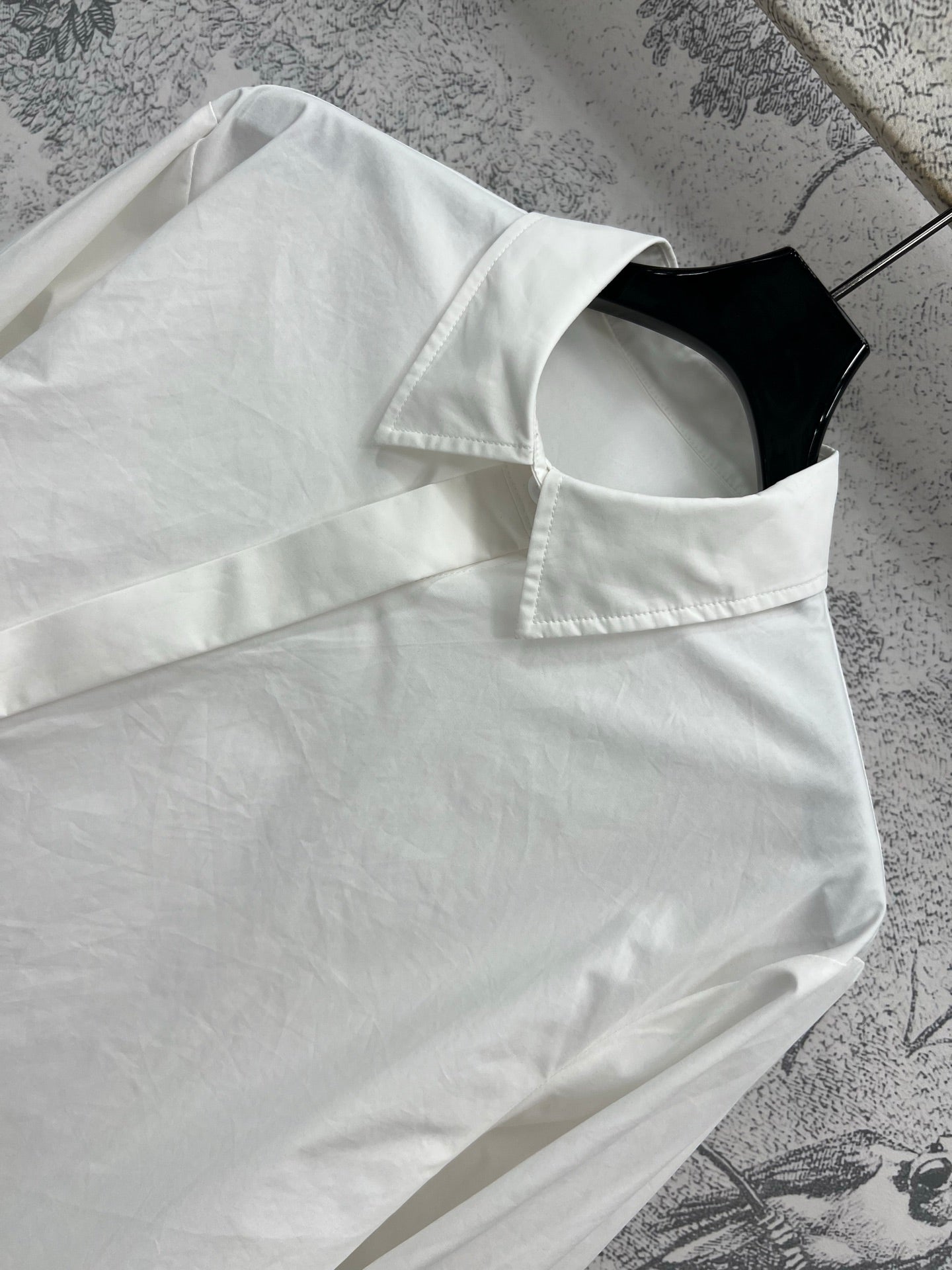 CD 25 Oblique Buttoned Long-sleeved Shirt White Cotton