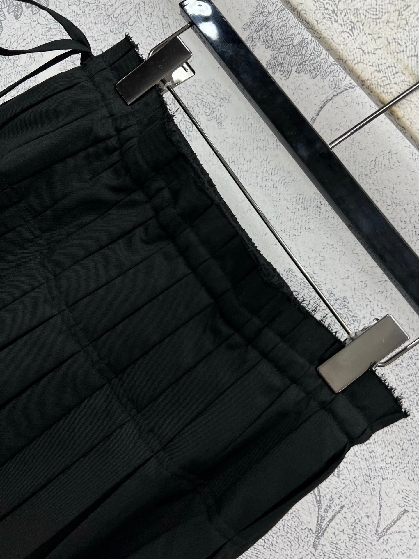 Loewe 25 Pleated Short Skirt Black Polyester Fiber