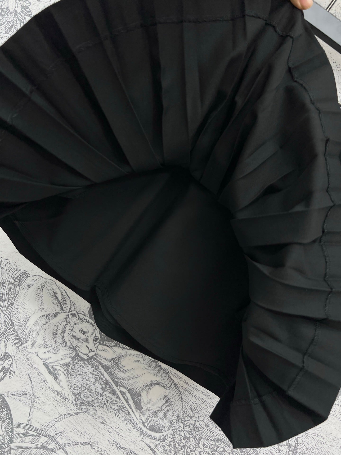 Loewe 25 Pleated Short Skirt Black Polyester Fiber