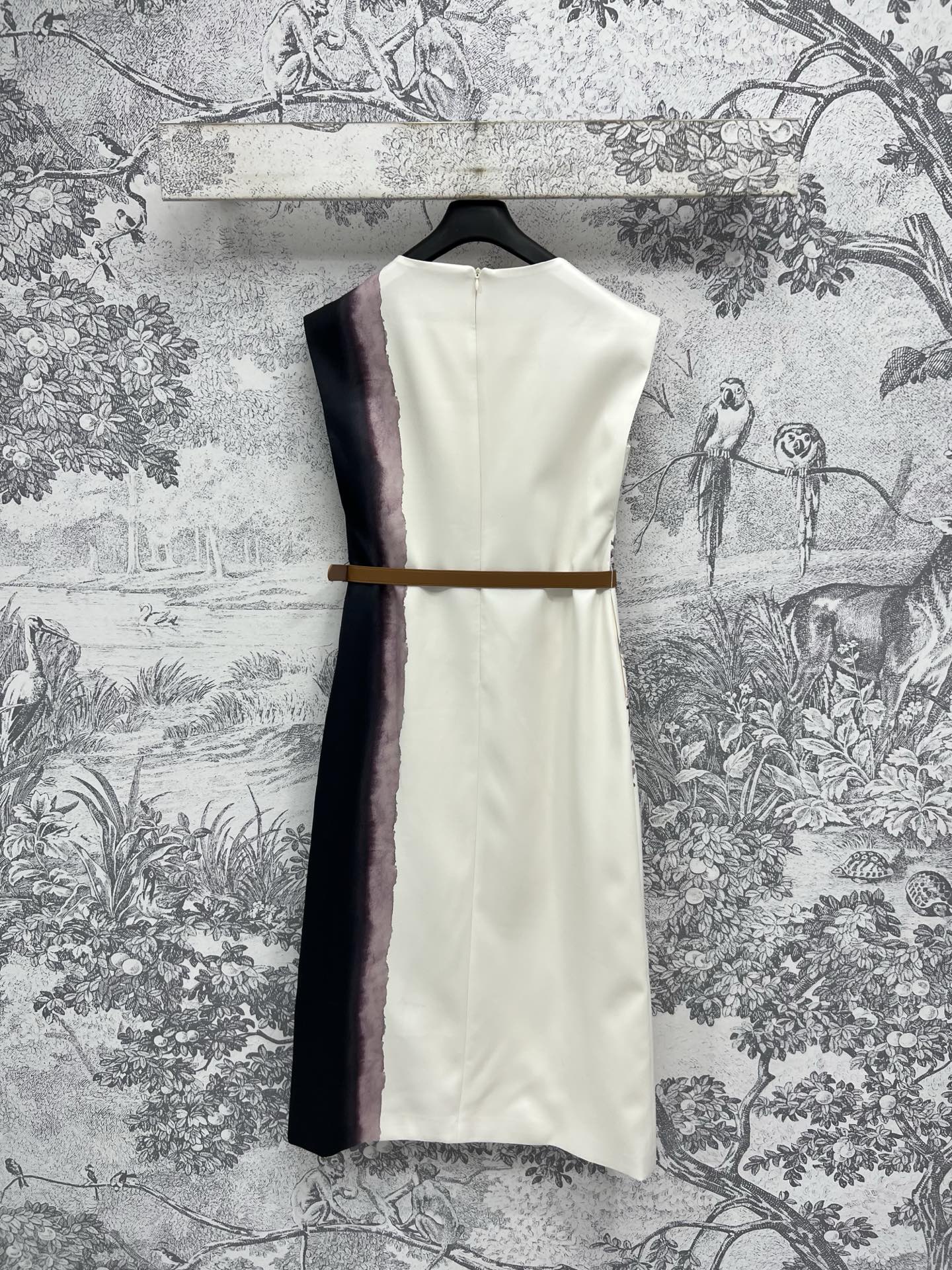 CD 25 Floral Print Sleeveless Dress Beige Silk