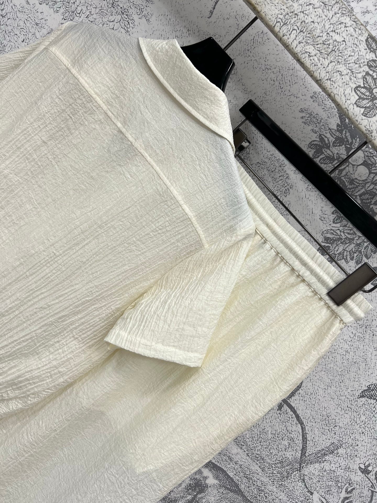 CD 25 Casual Suit Beige Polyester