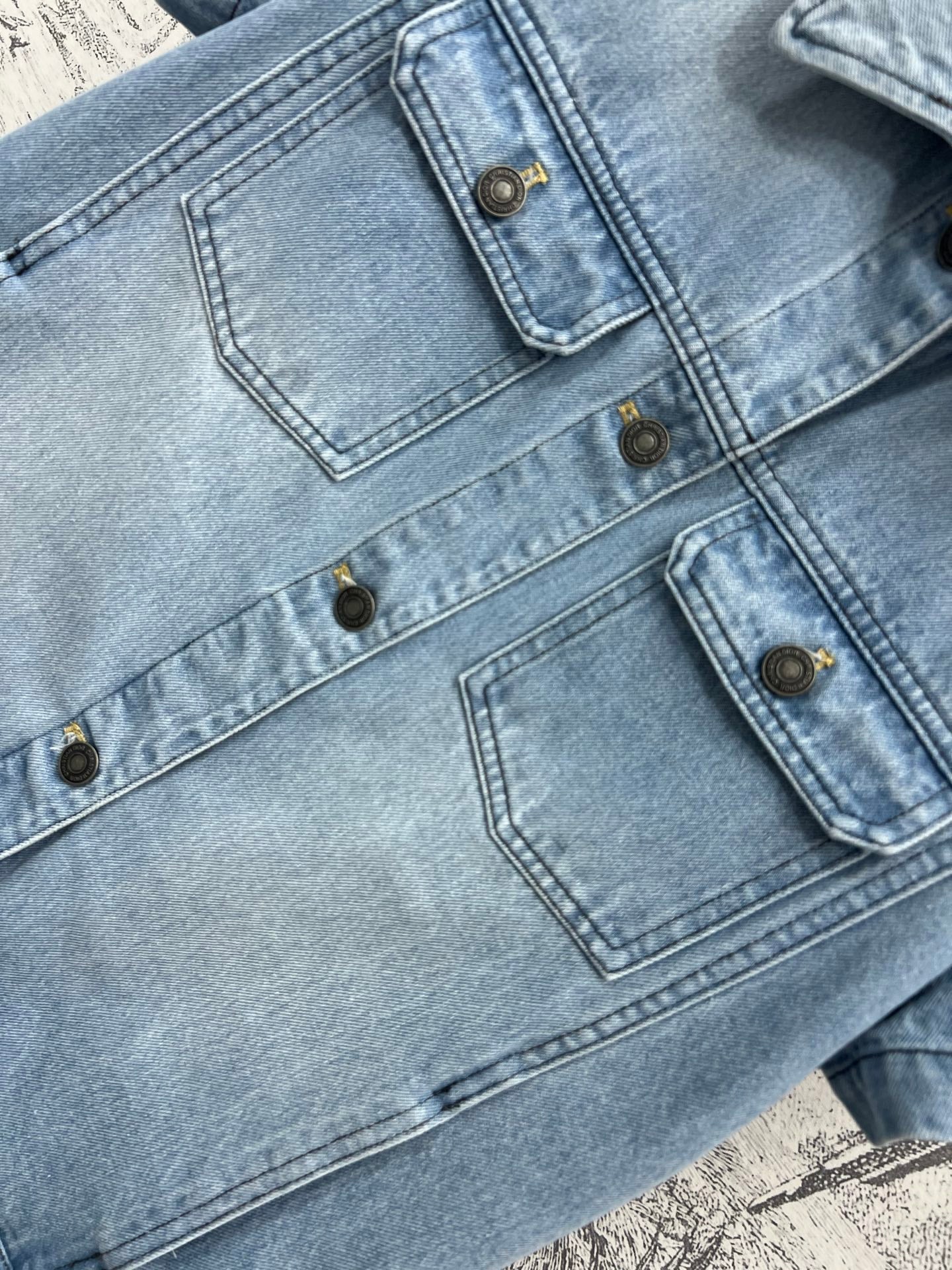 CD 25 Short-sleeved Denim Shirt  Light Blue Cotton