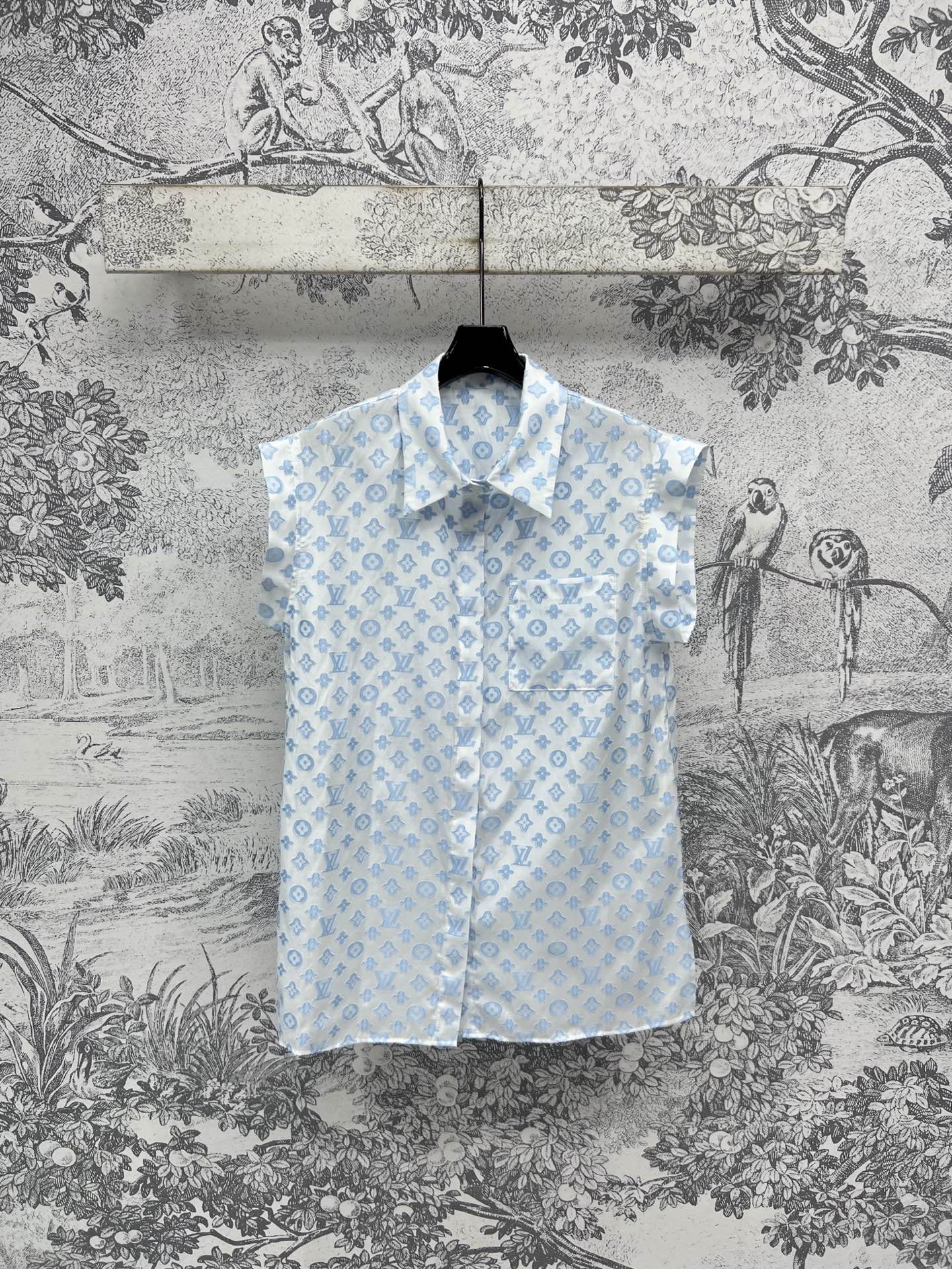 LV 25 Retro Hong Kong Small Flying Sleeve Shirt Pink Black Blue Viscose Rayon