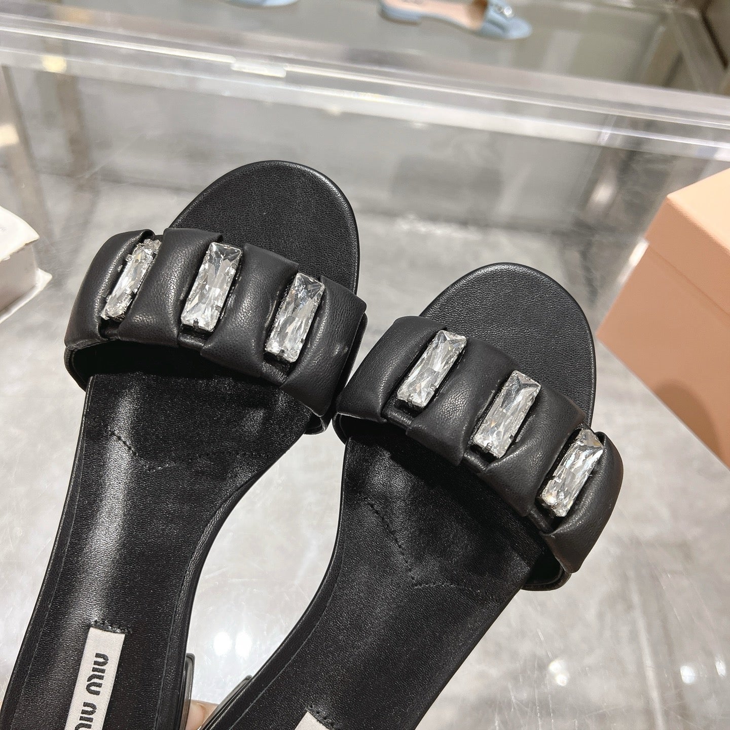 Miu 25C Slippers Black Leather 235286