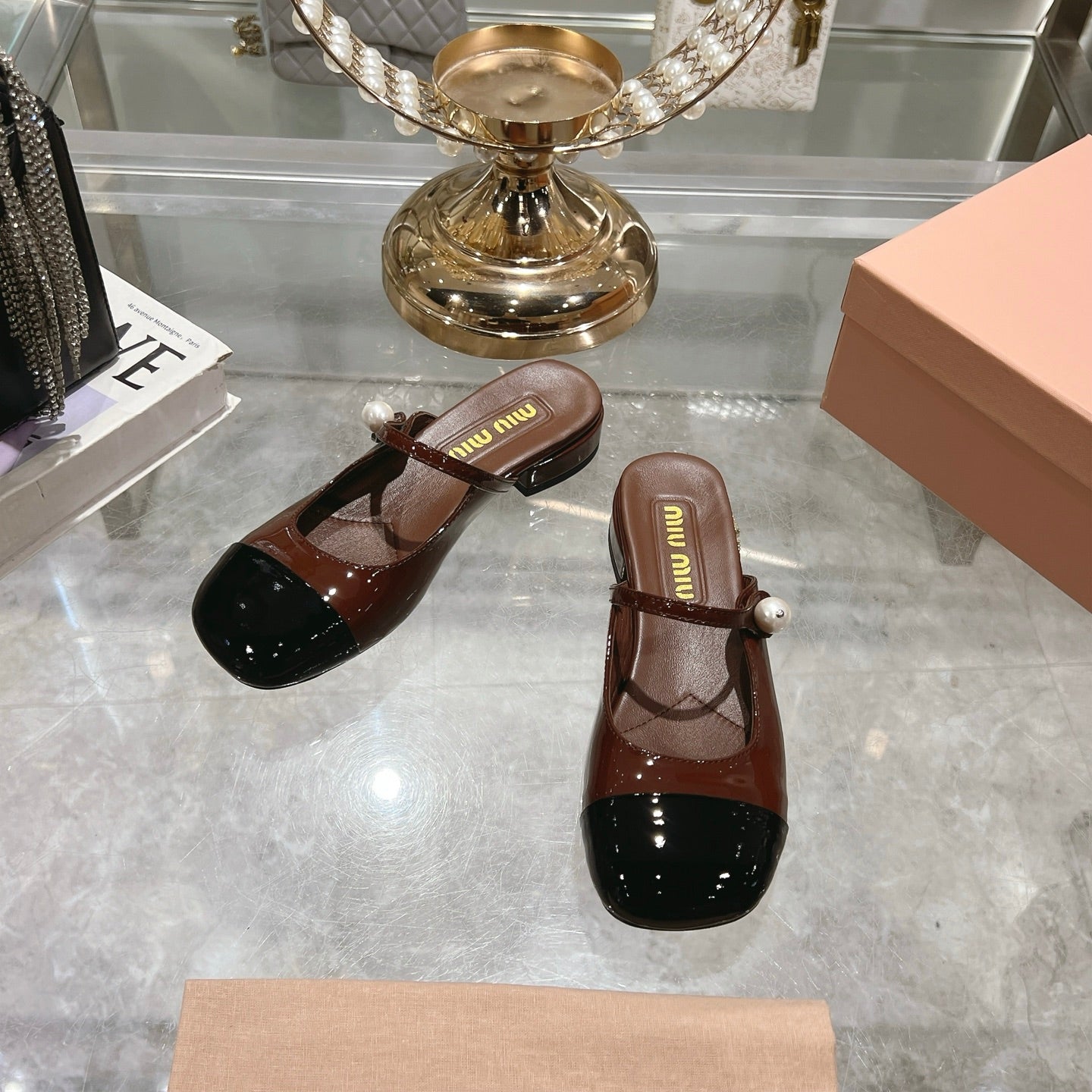 Miu 25C Flat Mule Gingerbread Brown Patent Leather 235305