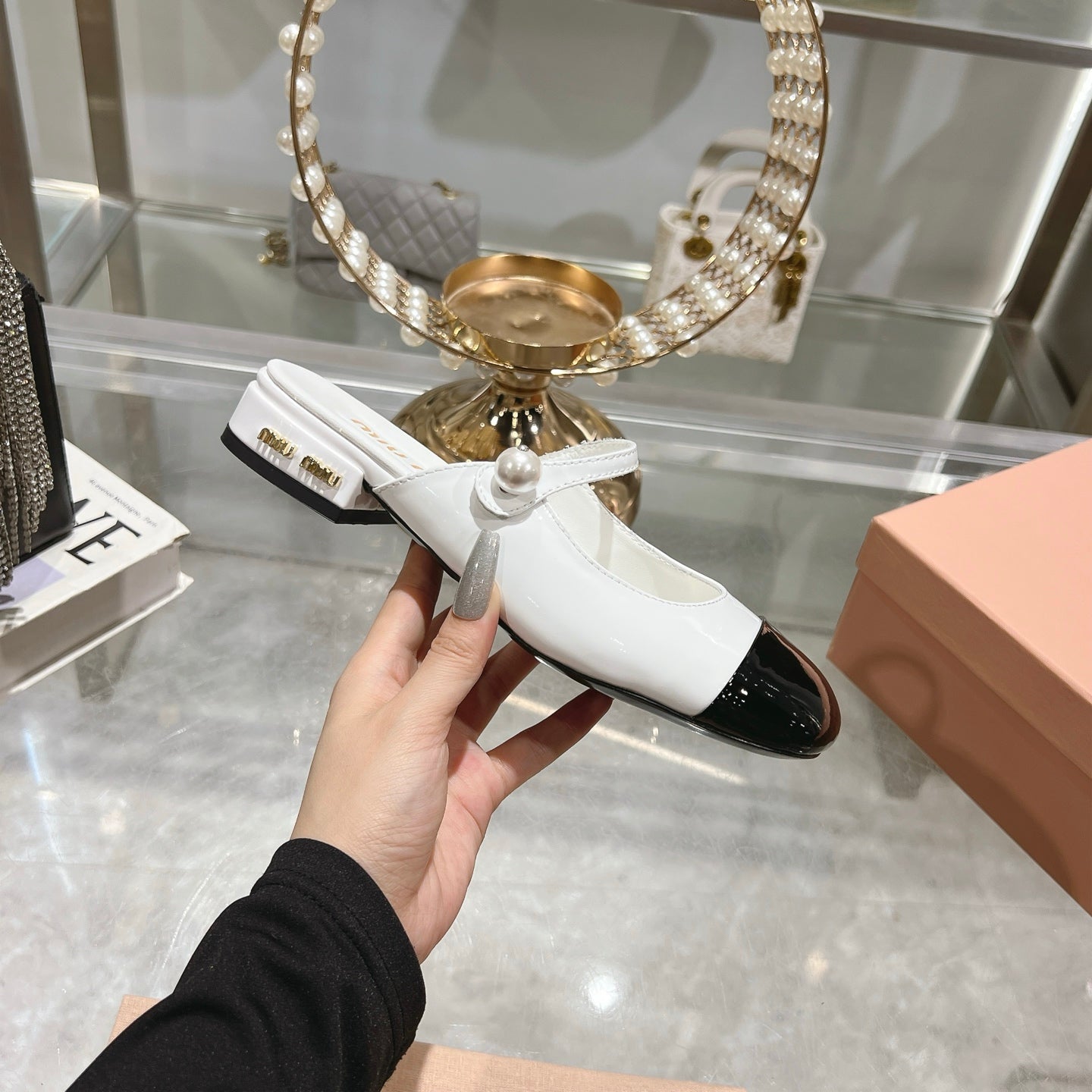 Miu 25C Flat Mule White Patent Leather 235306