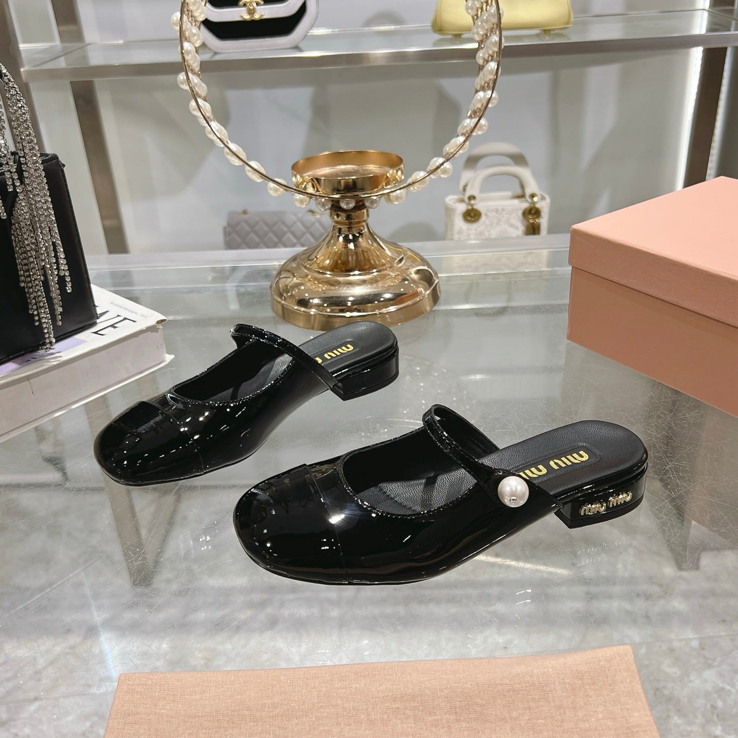 Miu 25C Flat Mule Black Patent Leather 235307
