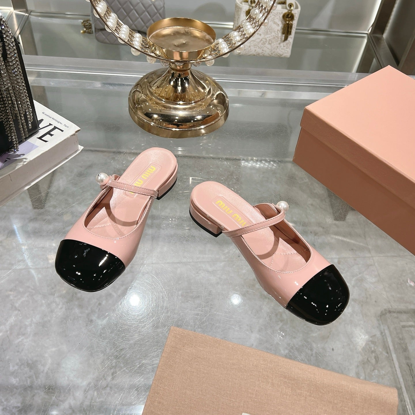 Miu 25C Flat Mule Pink Pastel Patent Leather 235309