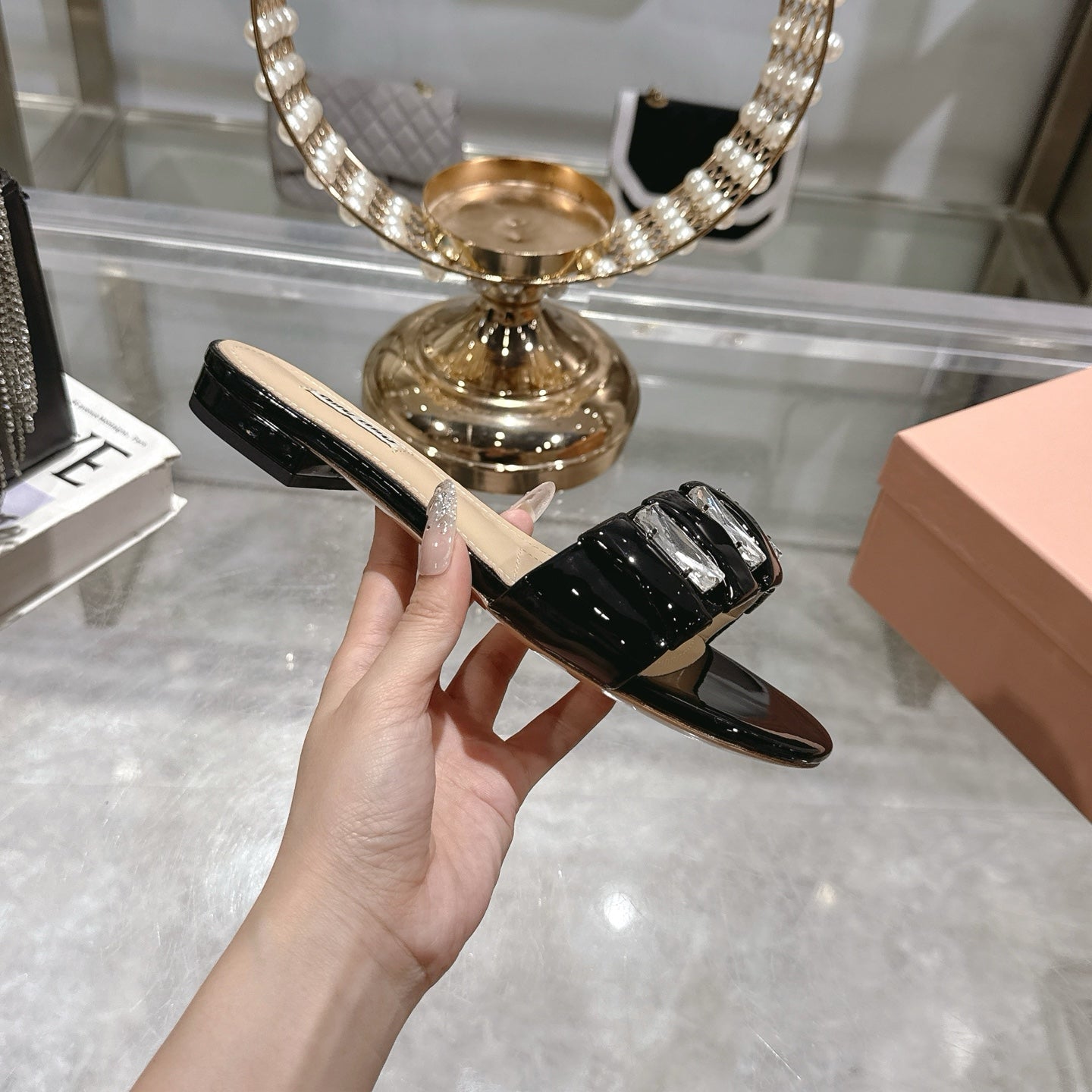 Miu 25C Slippers Black Patent Leather 235322