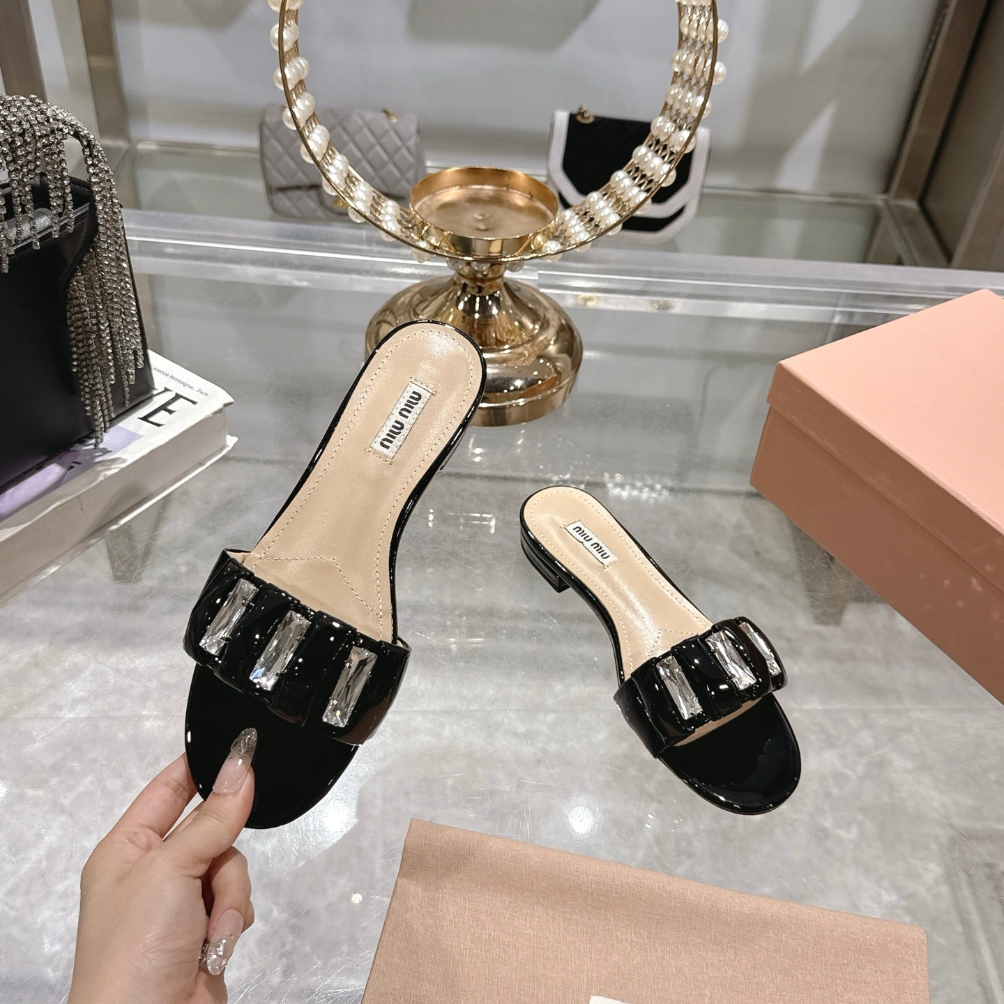 Miu 25C Slippers Black Patent Leather 235322